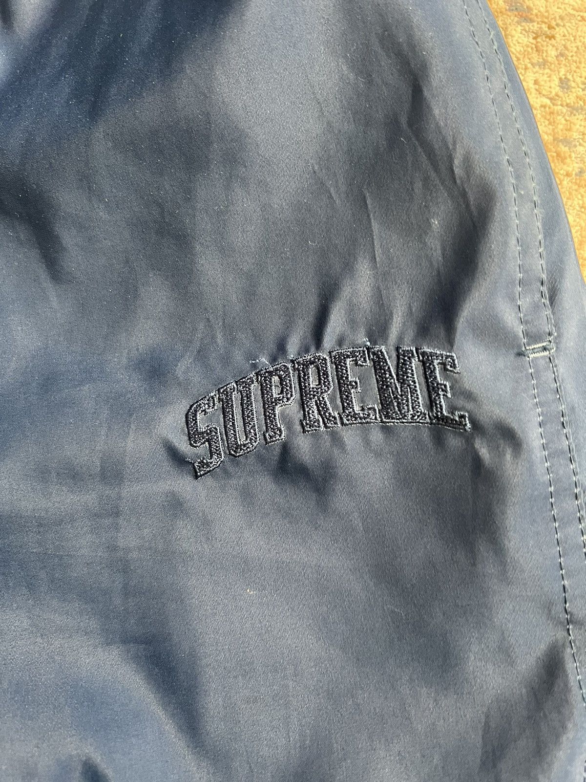 Supreme Supreme Ombre Blue to Orange Sweat Pants Sz S Size US 34 / EU 50 - 2 Thumbnail