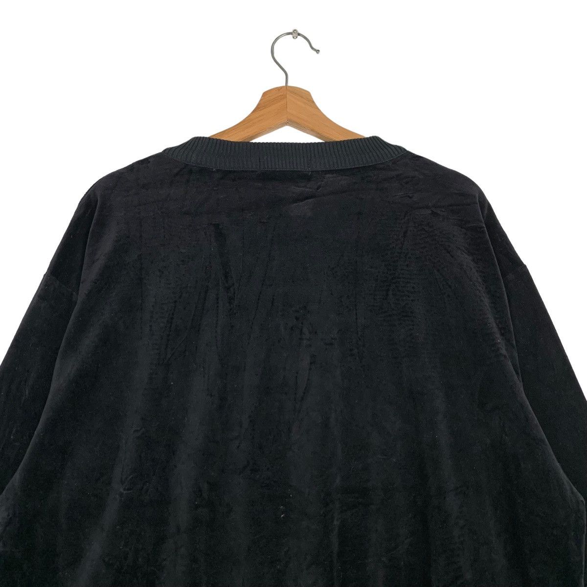 Vintage GUINNESS WORLD RECORDS Big Logo Velvet Sweater #0381-C18 Size US L / EU 52-54 / 3 - 8 Thumbnail