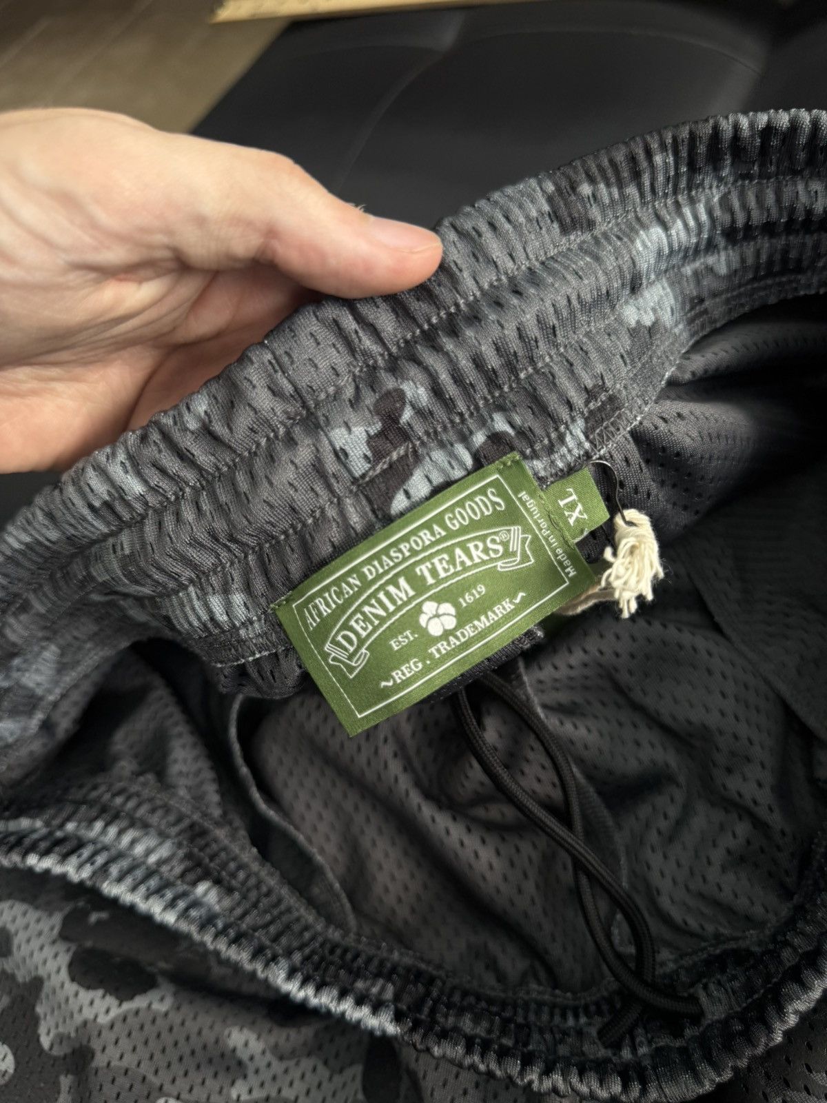DENIM TEARS Denim Tears Mesh Summer Shorts Black Camo Size XL (NEW) Size US 36 / EU 52 - 8 Thumbnail