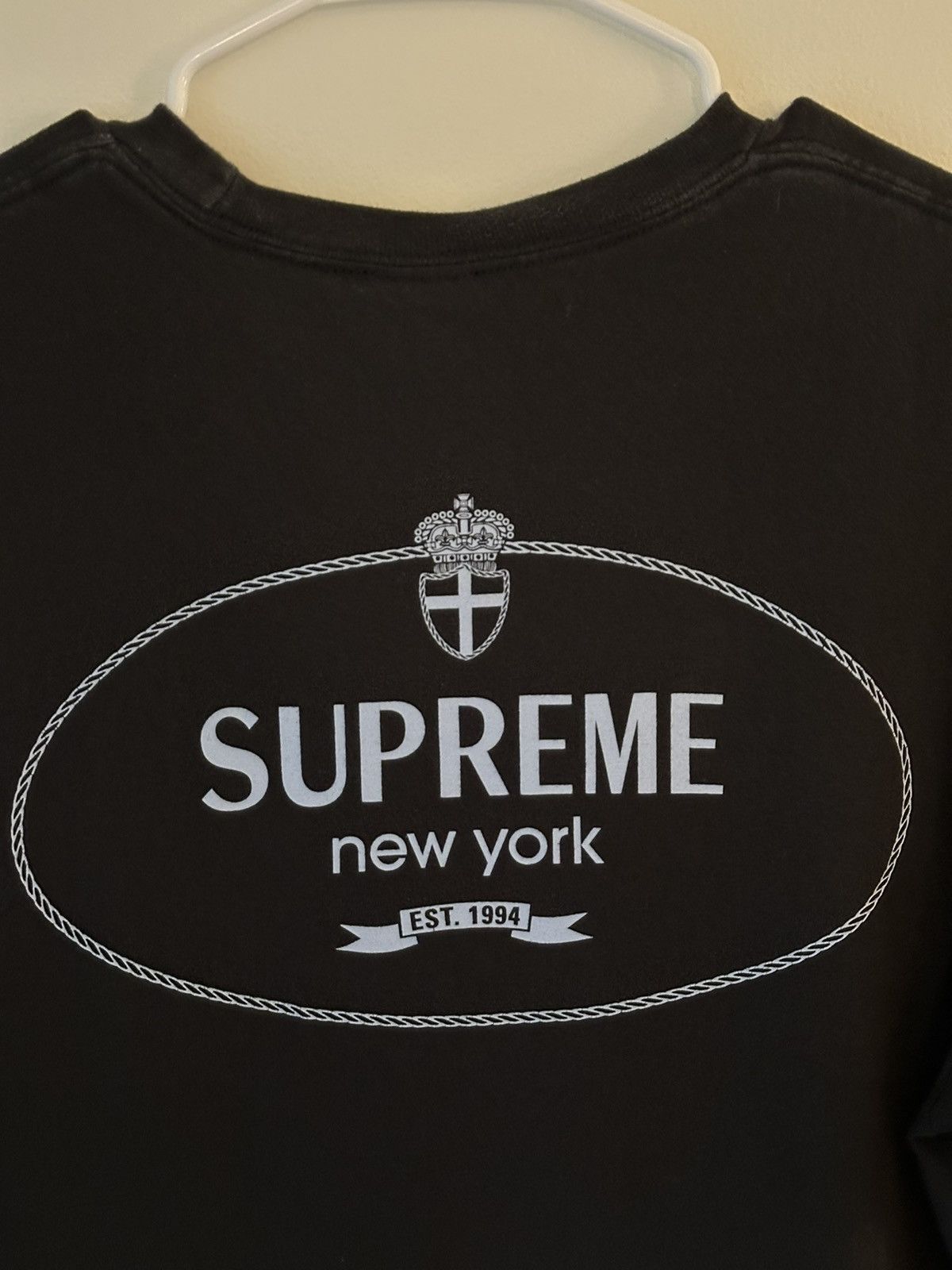 Supreme Supreme Crest Tee Size US L / EU 52-54 / 3 - 2 Thumbnail