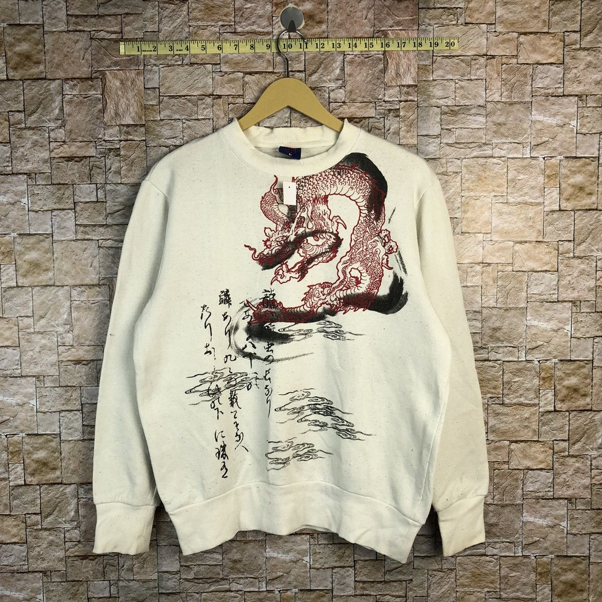 Japanese Brand Japan Dragon vintage White Sweatshirt #A792 Size US M / EU 48-50 / 2 - 1 Thumbnail