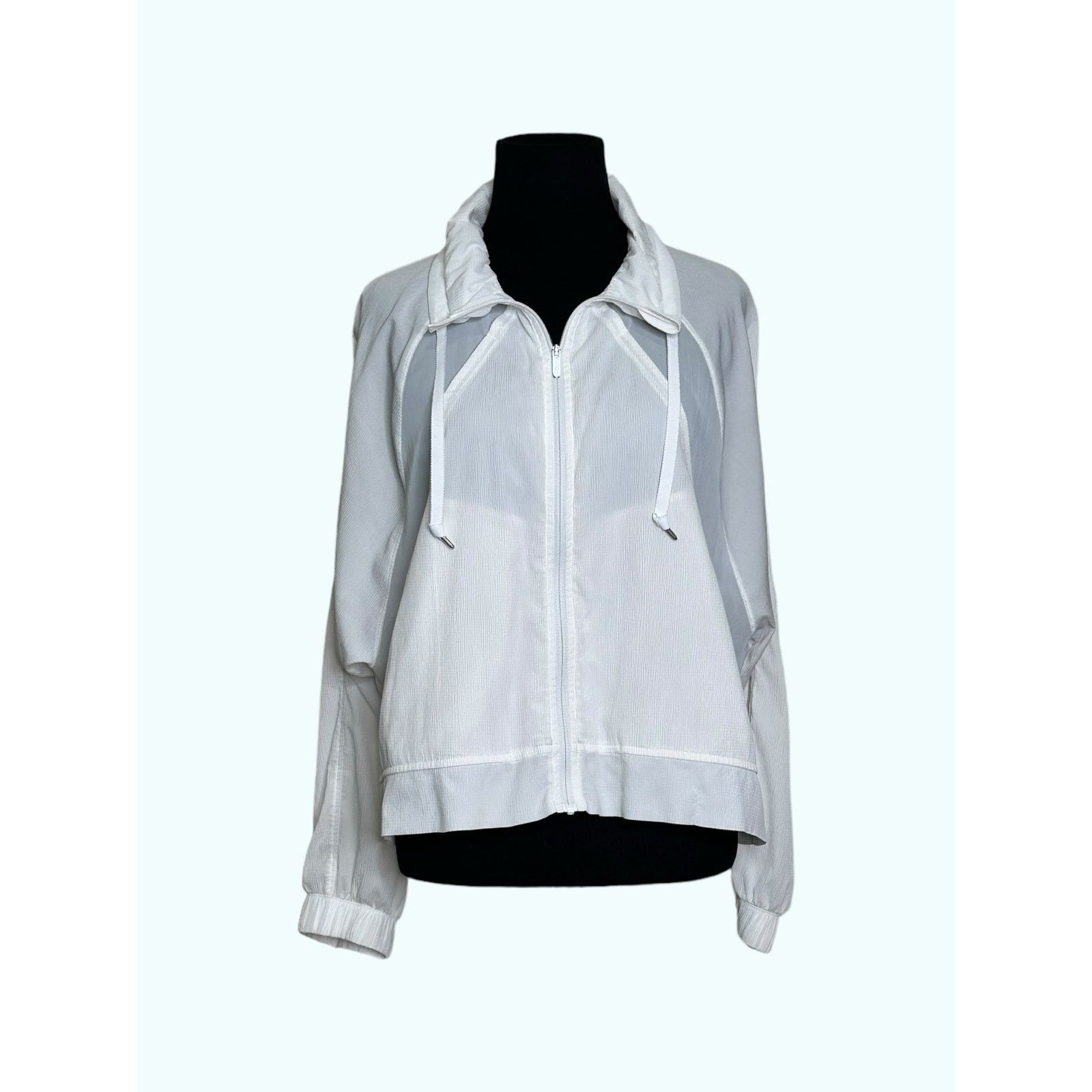 Lululemon Lululemon white long sleeves lightweight jacket size 4 Size S / US 4 / IT 40 - 5 Thumbnail