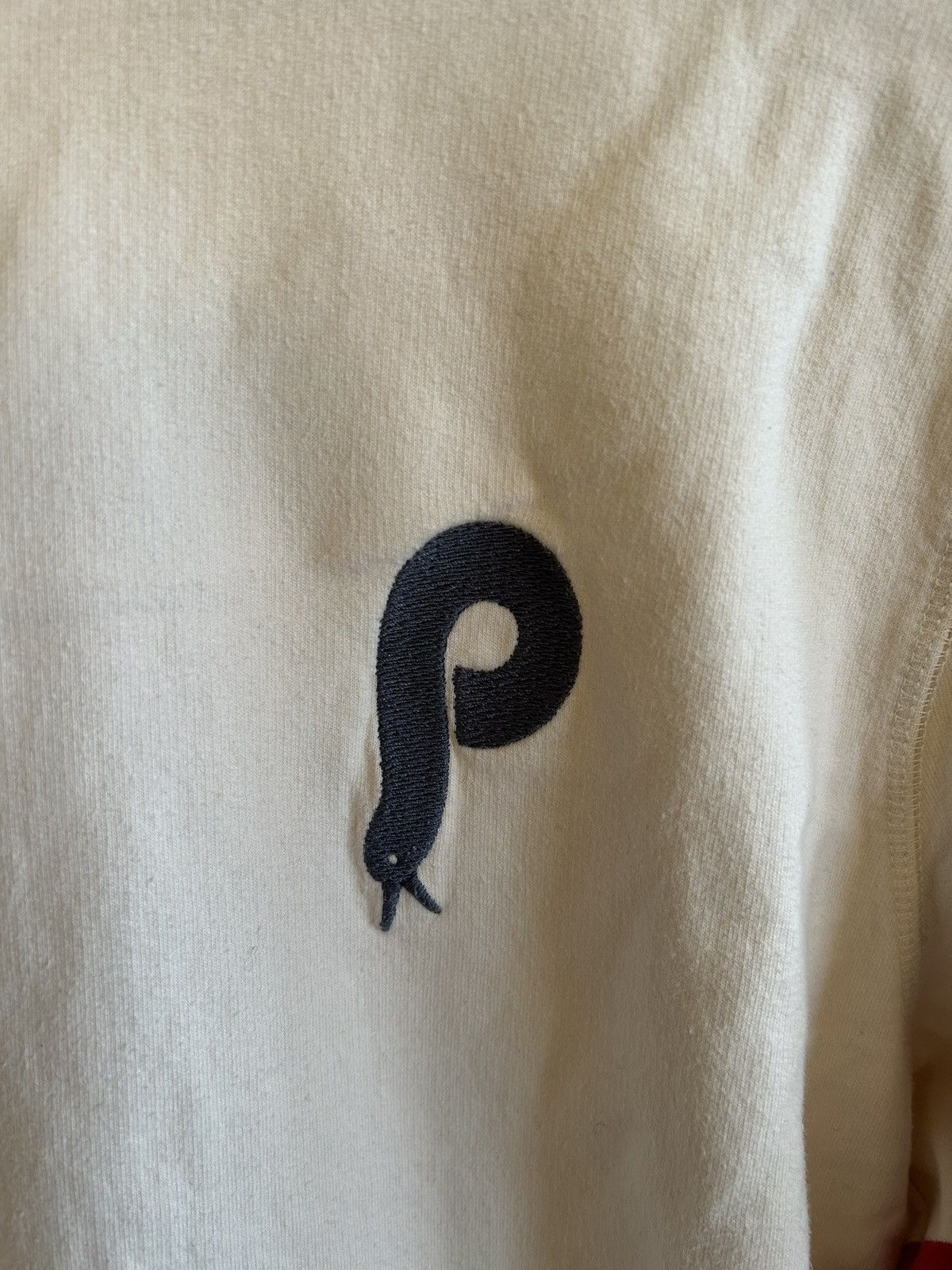 By Parra × Parra Parra crewneck sweat shirt off white fun artistic details Size US M / EU 48-50 / 2 - 3 Thumbnail