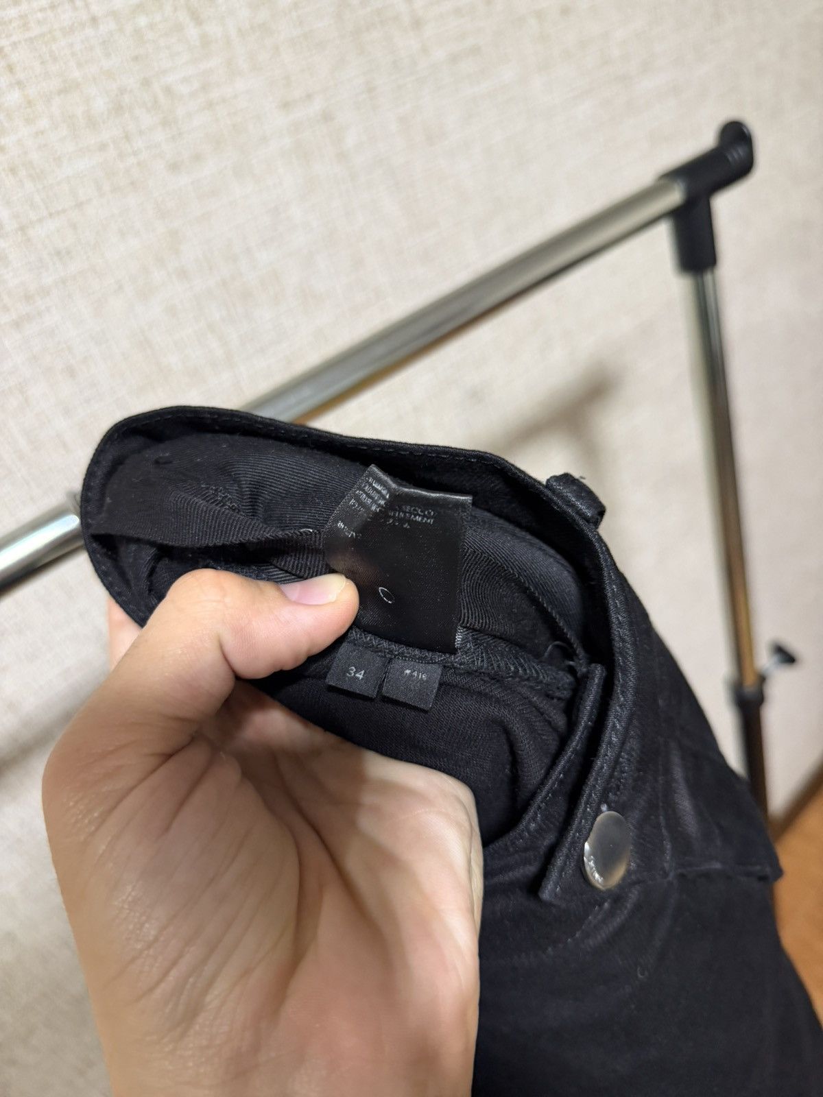 Amiri AMIRI DISTRESSED BLACK JEANS Size US 34 / EU 50 - 13 Thumbnail