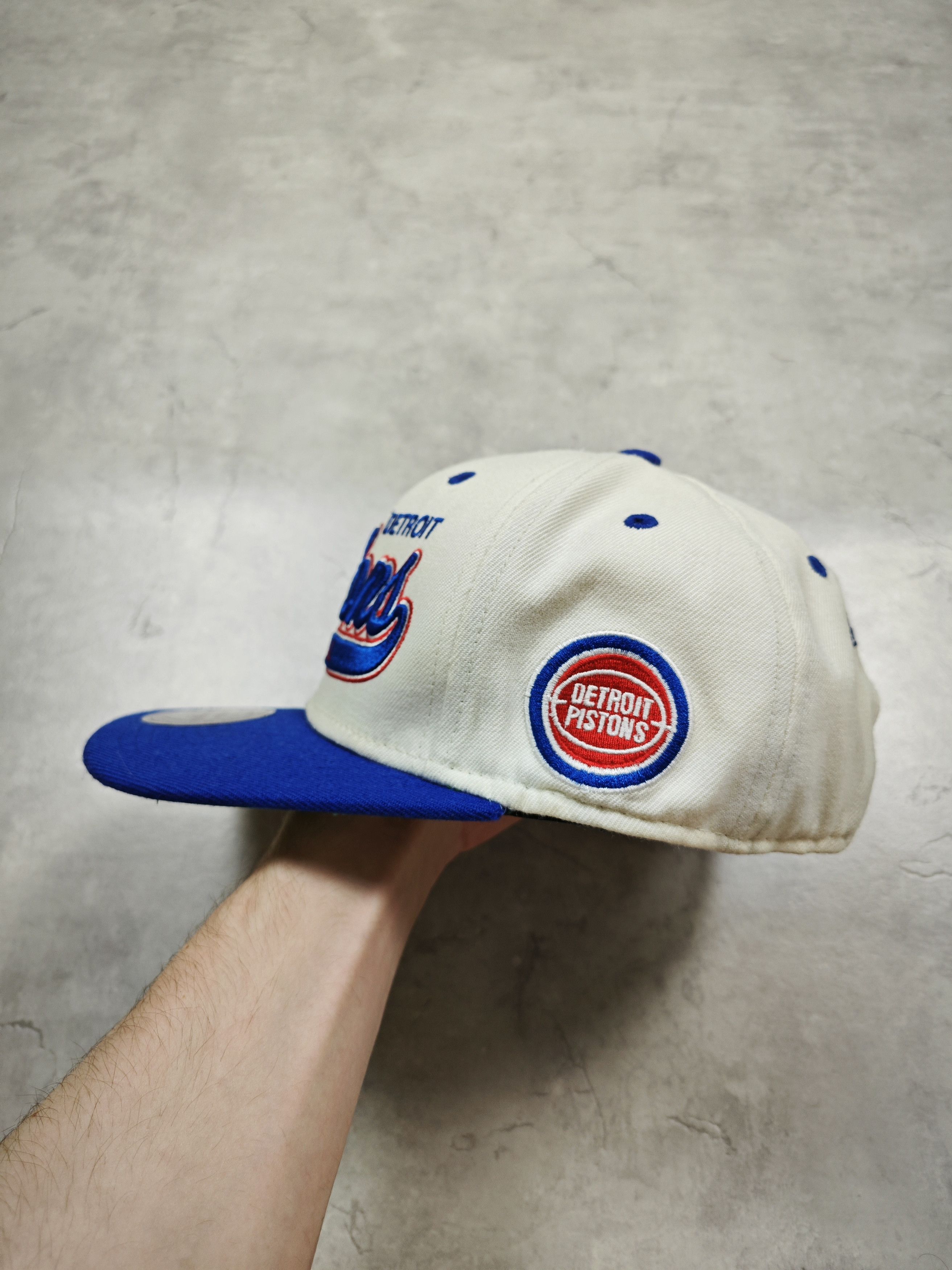 Vintage Detroit Pistons NBA Size ONE SIZE - 2 Thumbnail