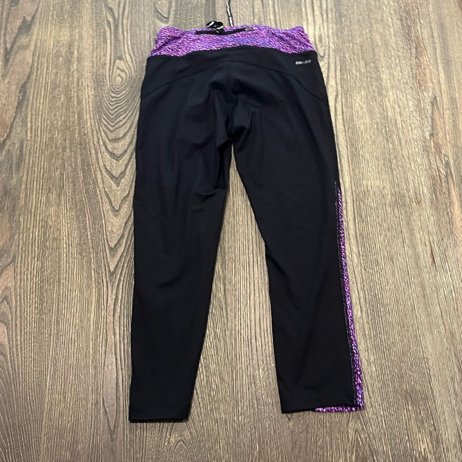 Nike Nike Leggings Dri-Fit Low Rise Swoosh Reflective Capris S Size 23" - 9 Thumbnail