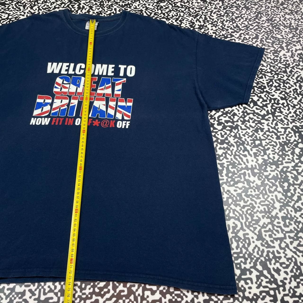 Vintage Vintage Y2K Humor Welcome To Great Britain Fuck Off T-shirt Size US XXL / EU 58 / 5 - 11 Thumbnail