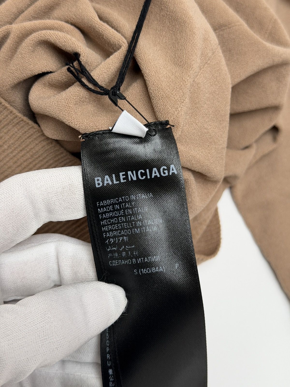 Balenciaga Balenciaga Stretch Knitted Turtleneck Sweater With Gloves Size US XS / EU 42 / 0 - 10 Thumbnail