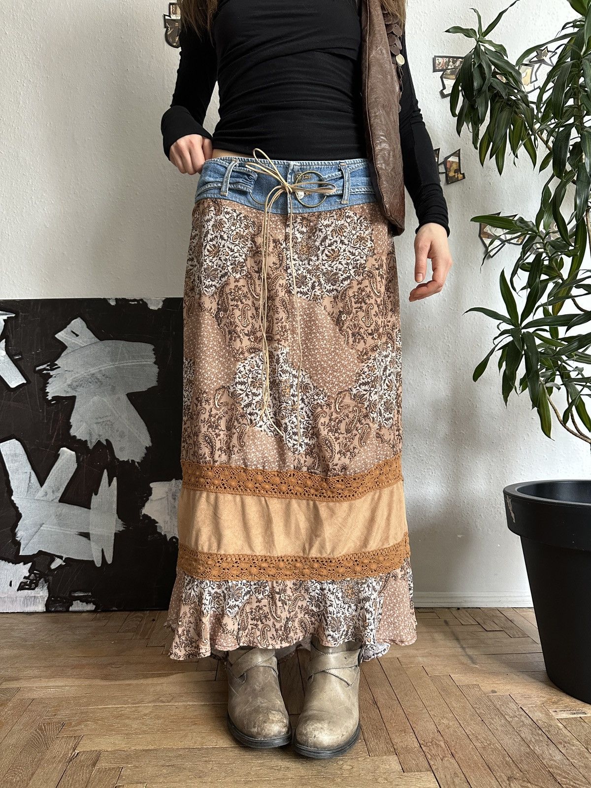 Seditionaries Boho Hippie Western Mixed Fabric Maxi Skirt Size 32" / US 10 / IT 46 - 3 Thumbnail