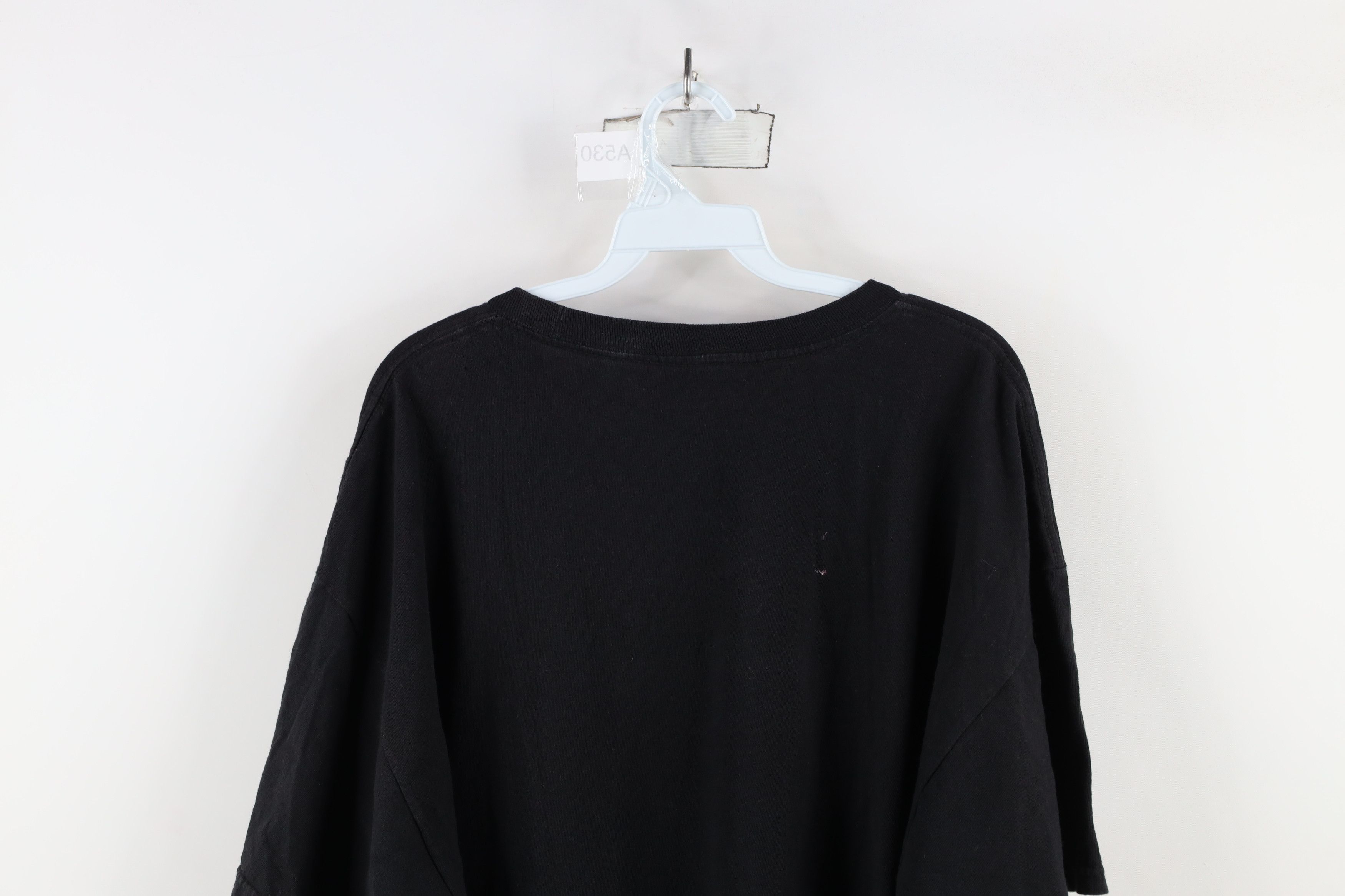 Vintage Vintage 90s Streetwear The Drunk Mexican T-Shirt Black Size US XXL / EU 58 / 5 - 12 Thumbnail