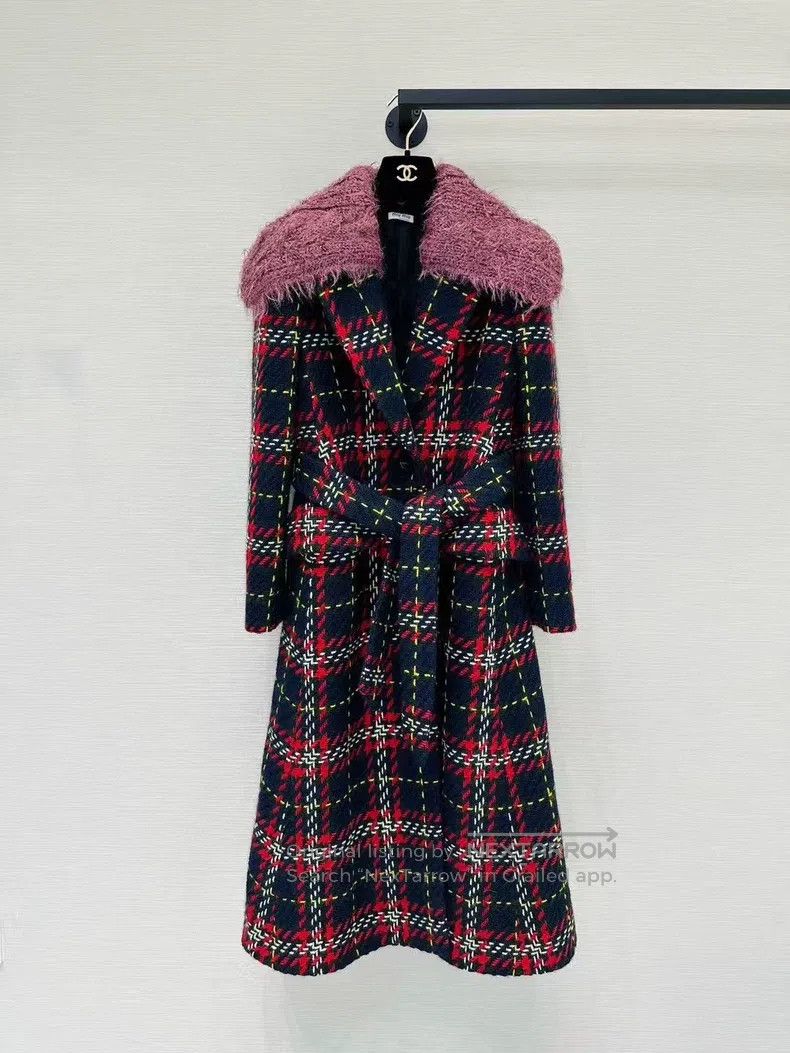Miu Miu Miu Miu 38 Wool collar plaid coat Size M / US 6-8 / IT 42-44 - 1 Thumbnail