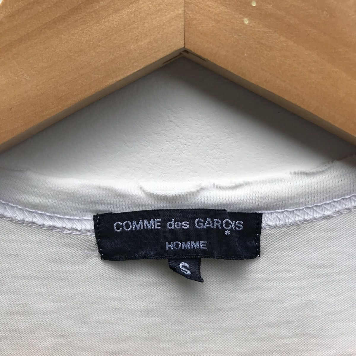 Comme des Garcons Comme Des Garçons Homme Shirt CDG Distressed Size US S / EU 44-46 / 1 - 14 Thumbnail