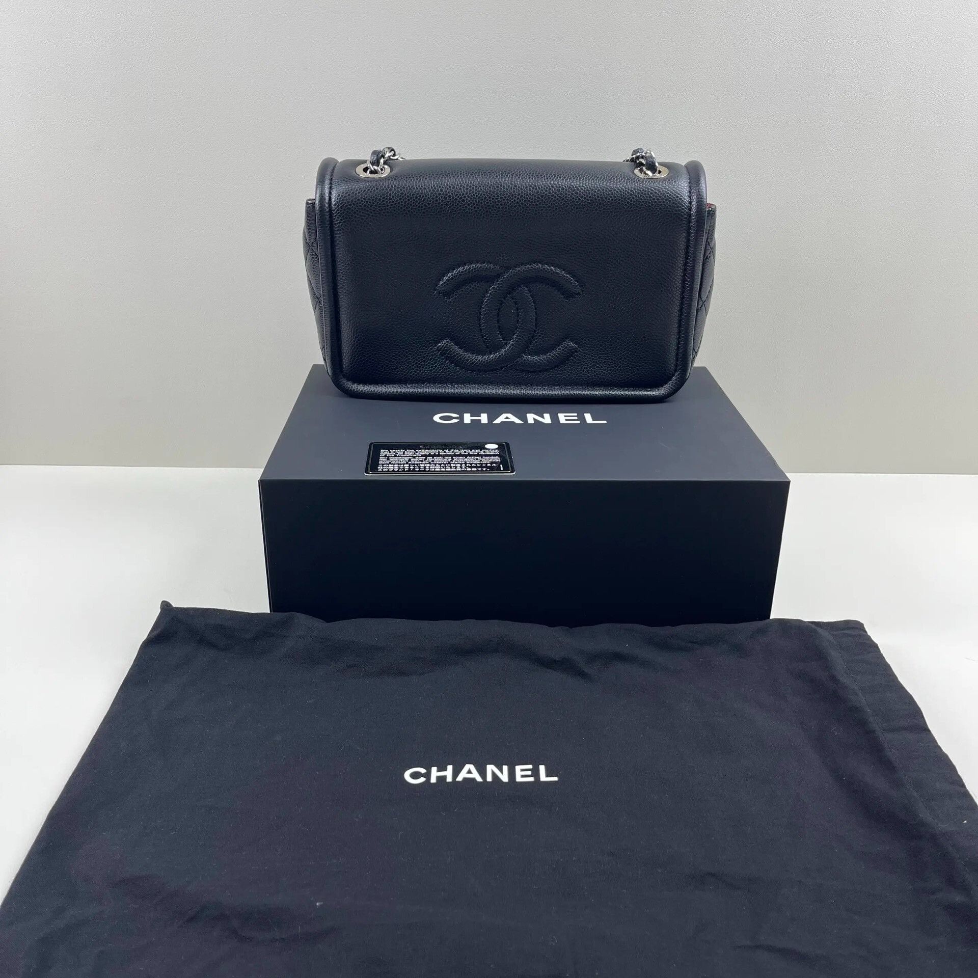 Chanel Pre-loved Bag Very good condition Size ONE SIZE - 1 Thumbnail