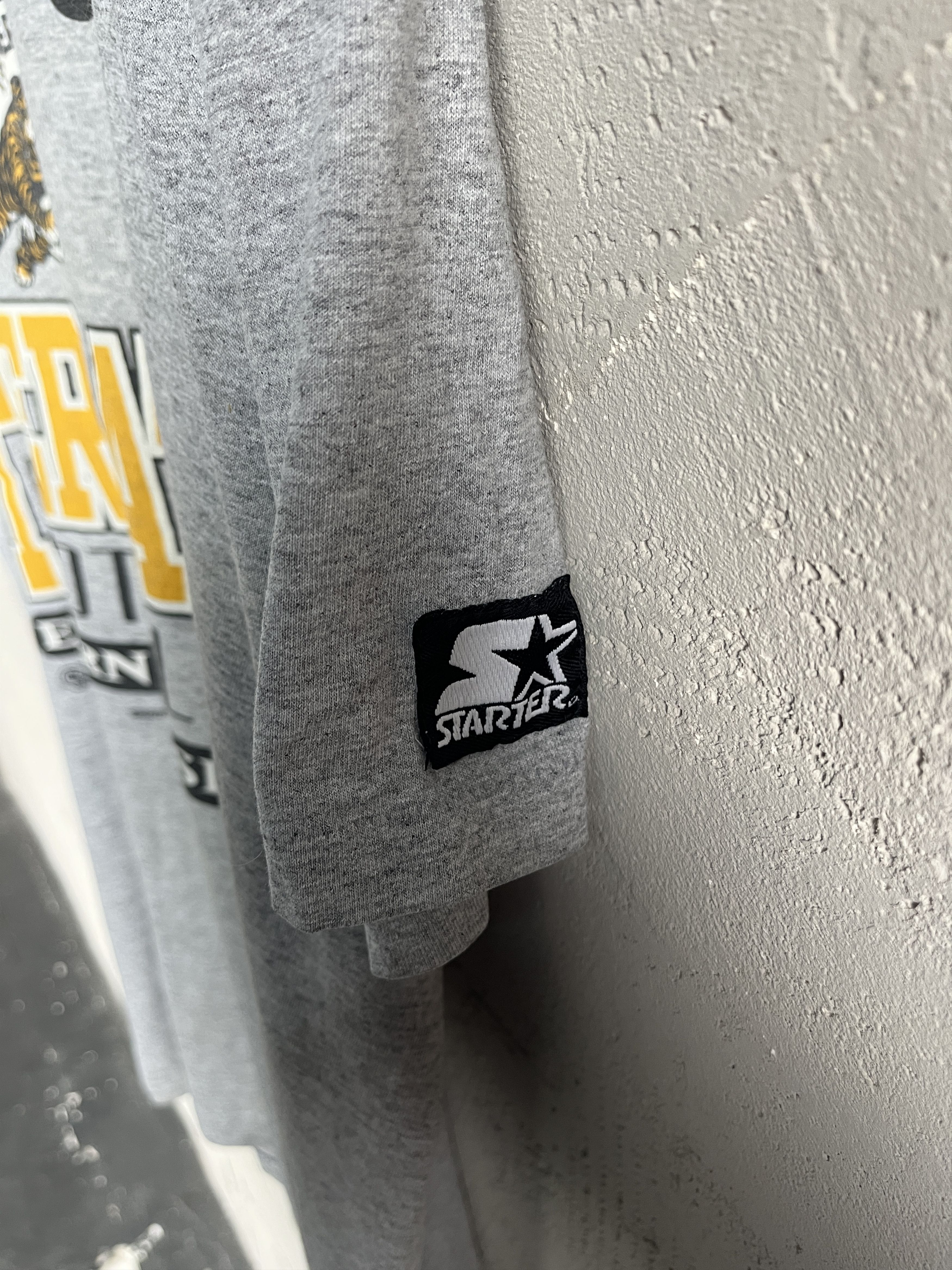Starter × Vintage Vintage Starter 1996 Hamilton Tiger Cats CFL Graphic T Shirt Size US L / EU 52-54 / 3 - 5 Thumbnail