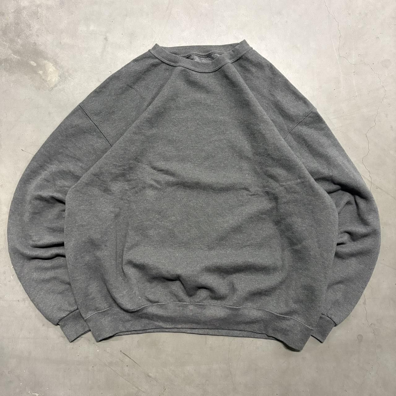 Vintage Crazy Vintage Y2K/2000s Blank Grey Minimalist Crewneck Sweatshirt! Size US XL / EU 56 / 4 - 1 Thumbnail