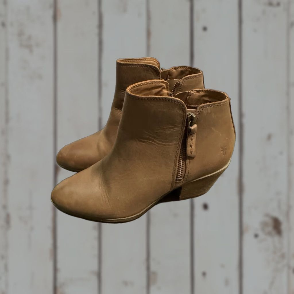 Frye Frye Judith Zip Booties 7M Ankle Block Heel Boho Western Cognac Brown Leather Women Size US 7 / IT 37 - 1 Thumbnail