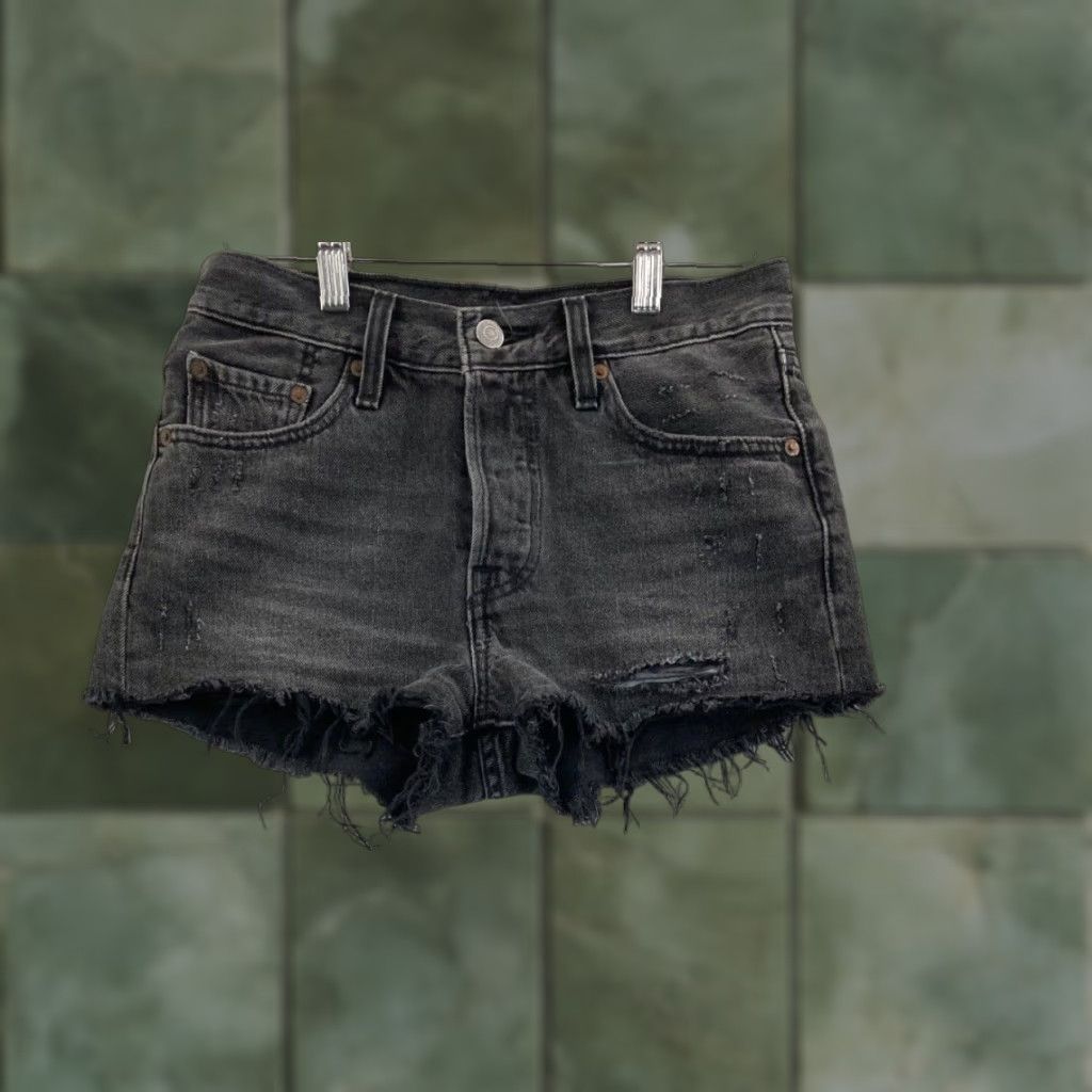 Levi's Levi's 501 Women's Cut-Off Shorts 28 Black High Rise Festival Size 28" / US 6 / IT 42 - 1 Thumbnail
