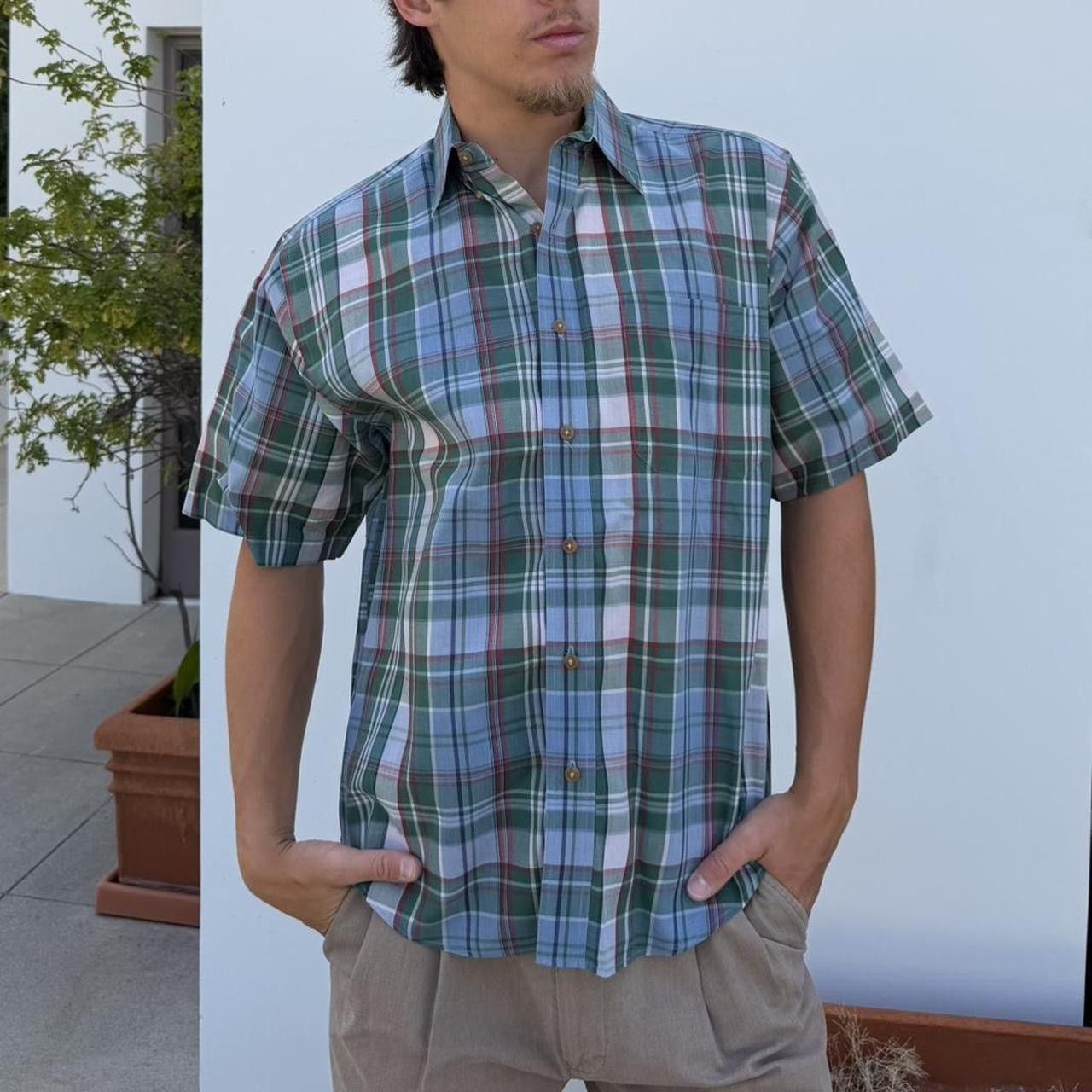 Levi's 90s windridge Wrinkle Free blue & green plaid button Size M Size US M / EU 48-50 / 2 - 2 Thumbnail