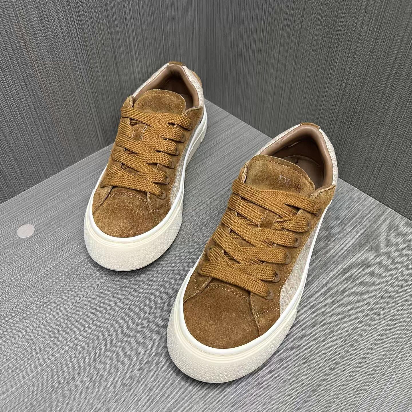 Dior Brown Low-Top Sneakers Size 10 Size US 10 / EU 43 - 1 Thumbnail