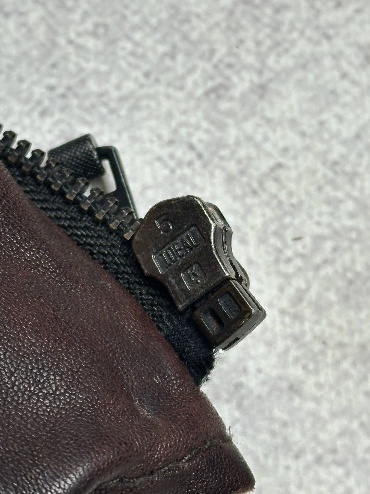 Andrew Marc Vintage Andrew Marc Genuine Leather Avantgarde Jacket Size L / US 10 / IT 46 - 8 Thumbnail