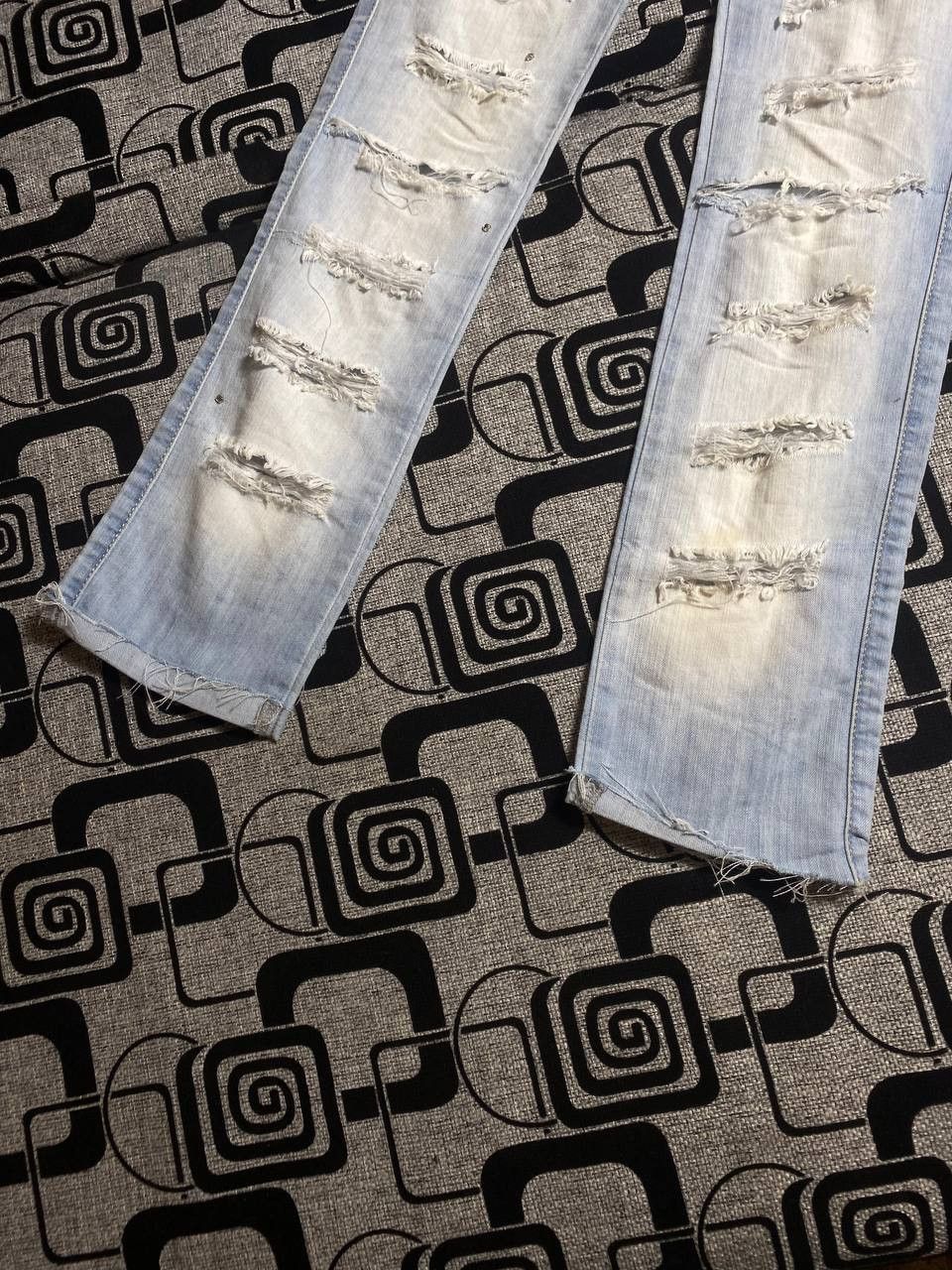 Japanese Brand Crazy Crash Dirty Baggy Faded Jean Japan Avant Garde Style Size US 28 / EU 44 - 2 Thumbnail