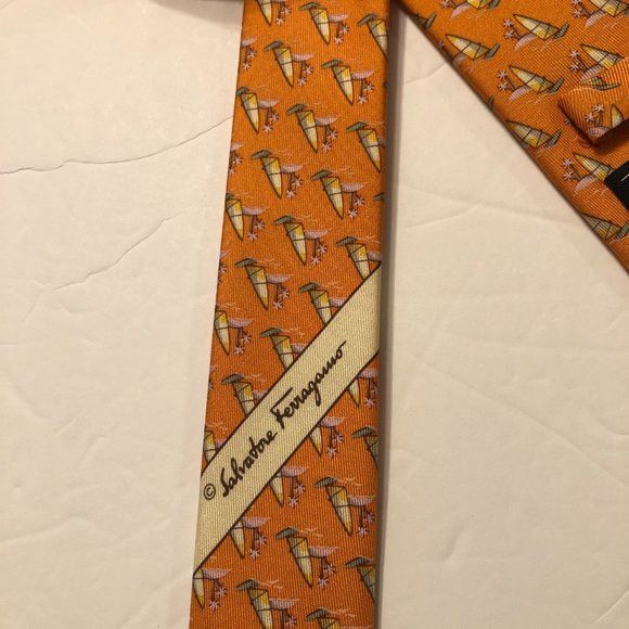 Salvatore Ferragamo SALVATORE FERRAGAMO MEN'S NEW 100%SILK TIE WIDTH: 3 1/2" Size ONE SIZE - 10 Thumbnail