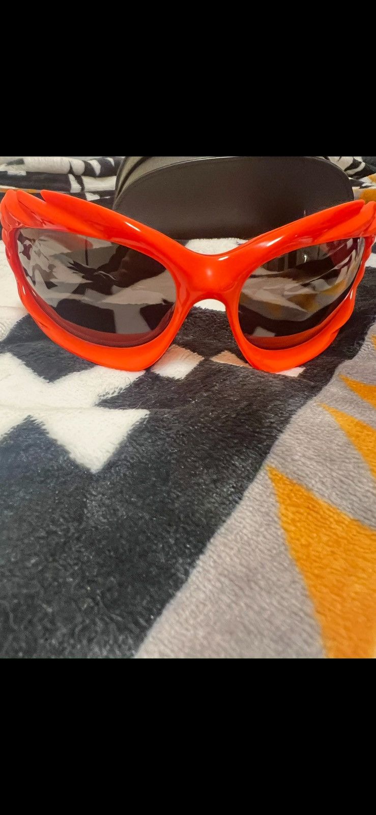 Balenciaga Balenciaga SS23 -Extreme Spikes Orange Sunglasses Size ONE SIZE - 8 Thumbnail
