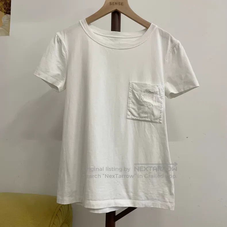 Hermes Hermes White Embroidered Pocket T-Shirt, New with Tag Size XXS / US 00 / IT 34 - 1 Thumbnail