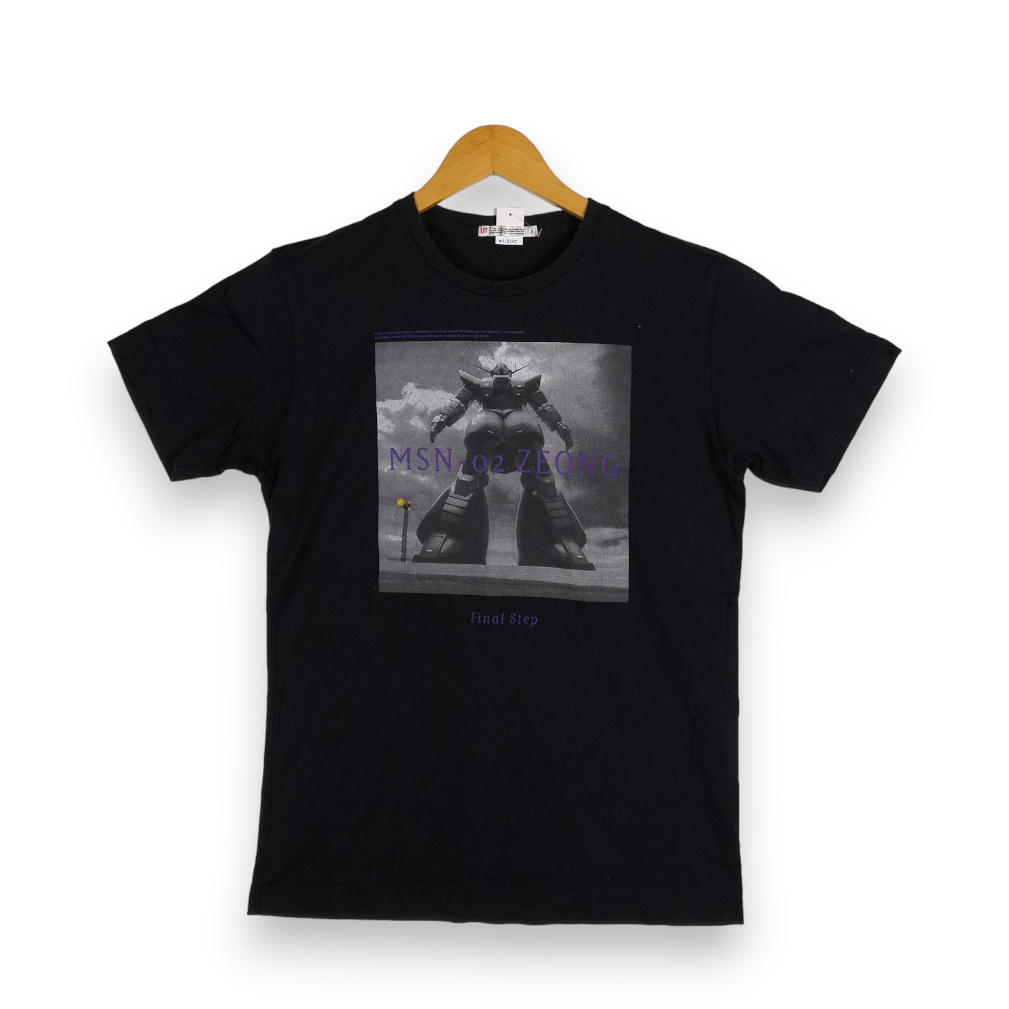 Anime Vintage Y2K Gundam Tshirt Japanese Anime Manga Hentai Tees Size US S / EU 44-46 / 1 - 1 Thumbnail