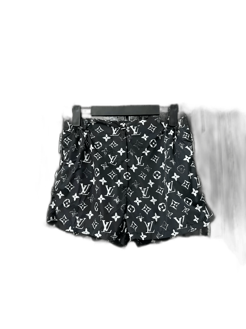 Louis Vuitton Louis Vuitton Black Printed Shorts Size 34 Size 34" / US 12 / IT 48 - 1 Thumbnail