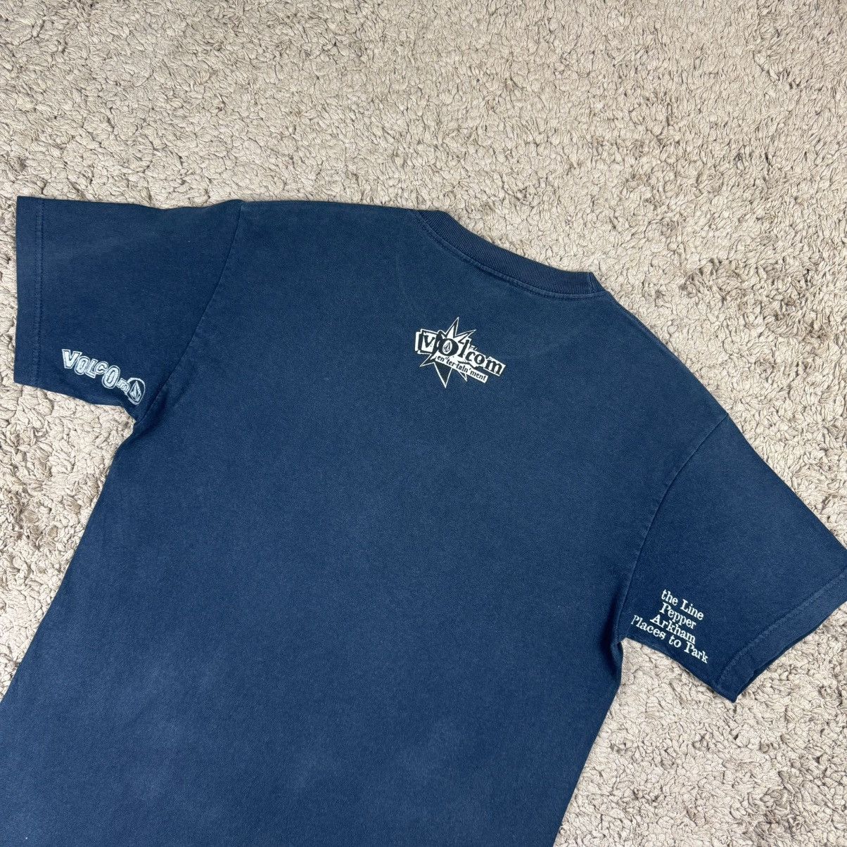 Volcom Vintage Volcom Entertainment Warped Tour 2002 Graphic Tee Size US M / EU 48-50 / 2 - 11 Thumbnail