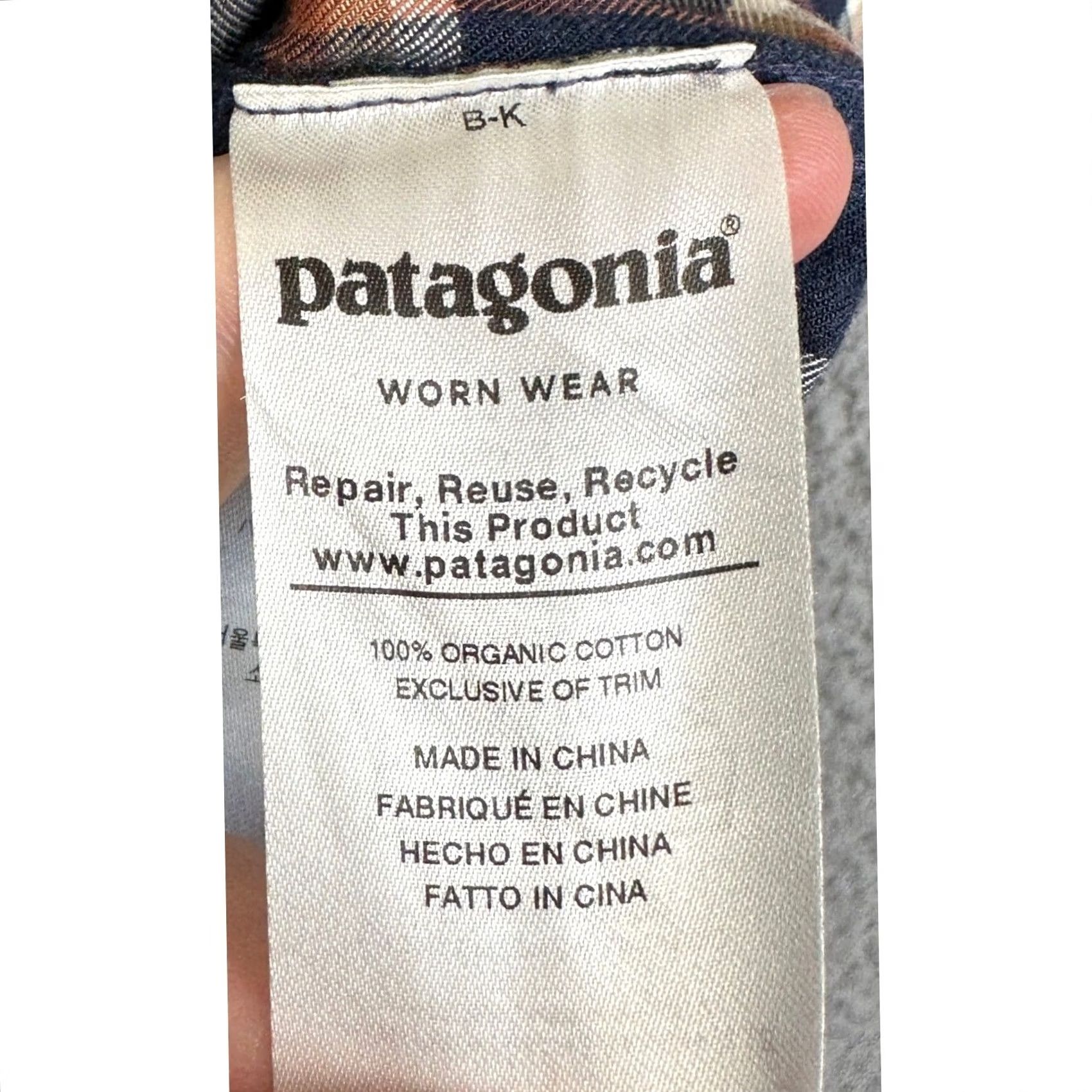 Patagonia Patagonia Shirt Mens XL Navy Orange Plaid Button Up Long Sleeve Crewneck? Size US XL / EU 56 / 4 - 5 Thumbnail