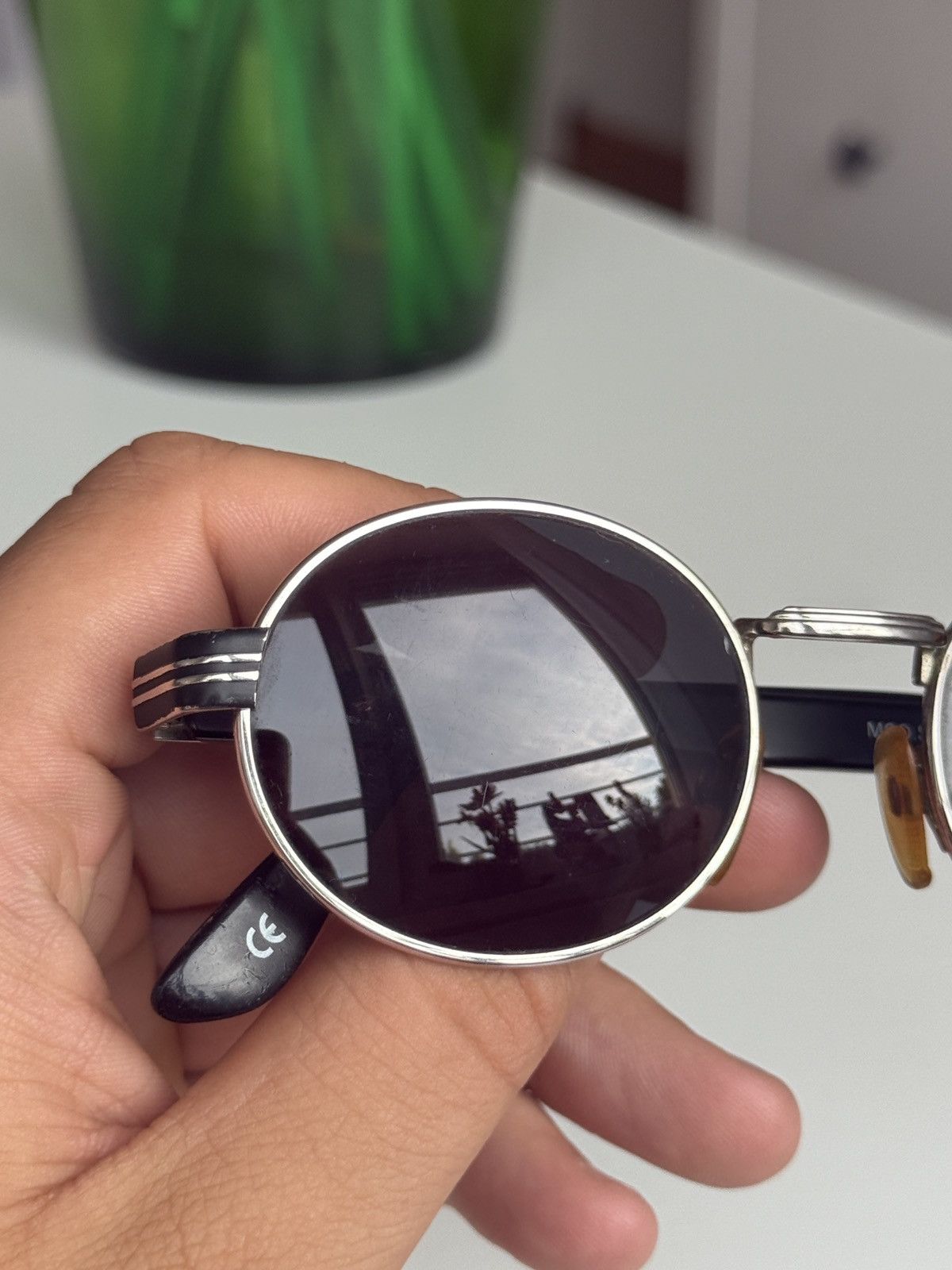Versace Vintage 90s Gianni Versace oval sunglasses luxury designer Size ONE SIZE - 9 Thumbnail