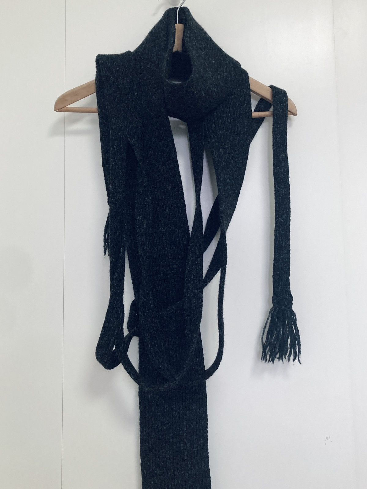 Dior DIOR HOMME BY HEDI SLIMANE 04AW/FW Multi-Strand Fringe Scarf Size ONE SIZE - 6 Thumbnail