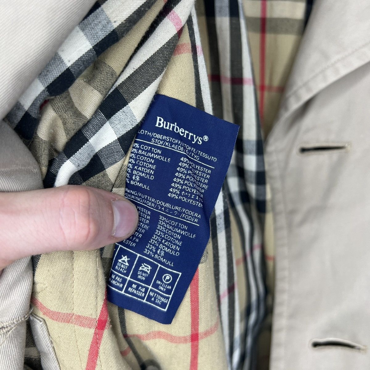 Burberry Vintage Burberry Trench Coat 90s Nova Check Beige Belted Size US M / EU 48-50 / 2 - 12 Thumbnail