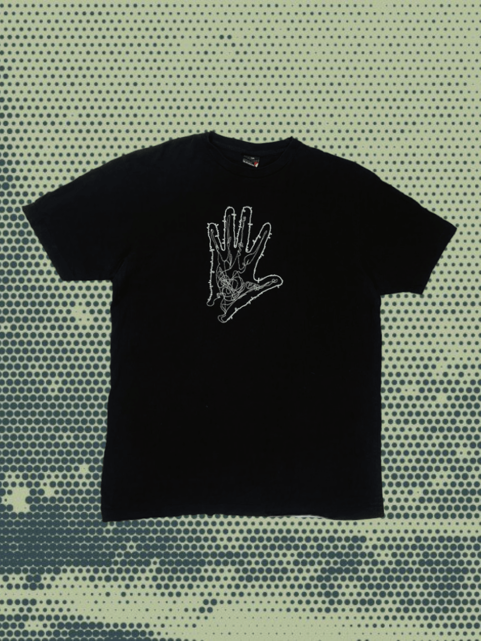 Quicksilver × Vintage Vintage y2k QuikSilver Skate Surf Big Logo Hand T shirt Size US L / EU 52-54 / 3 - 1 Thumbnail