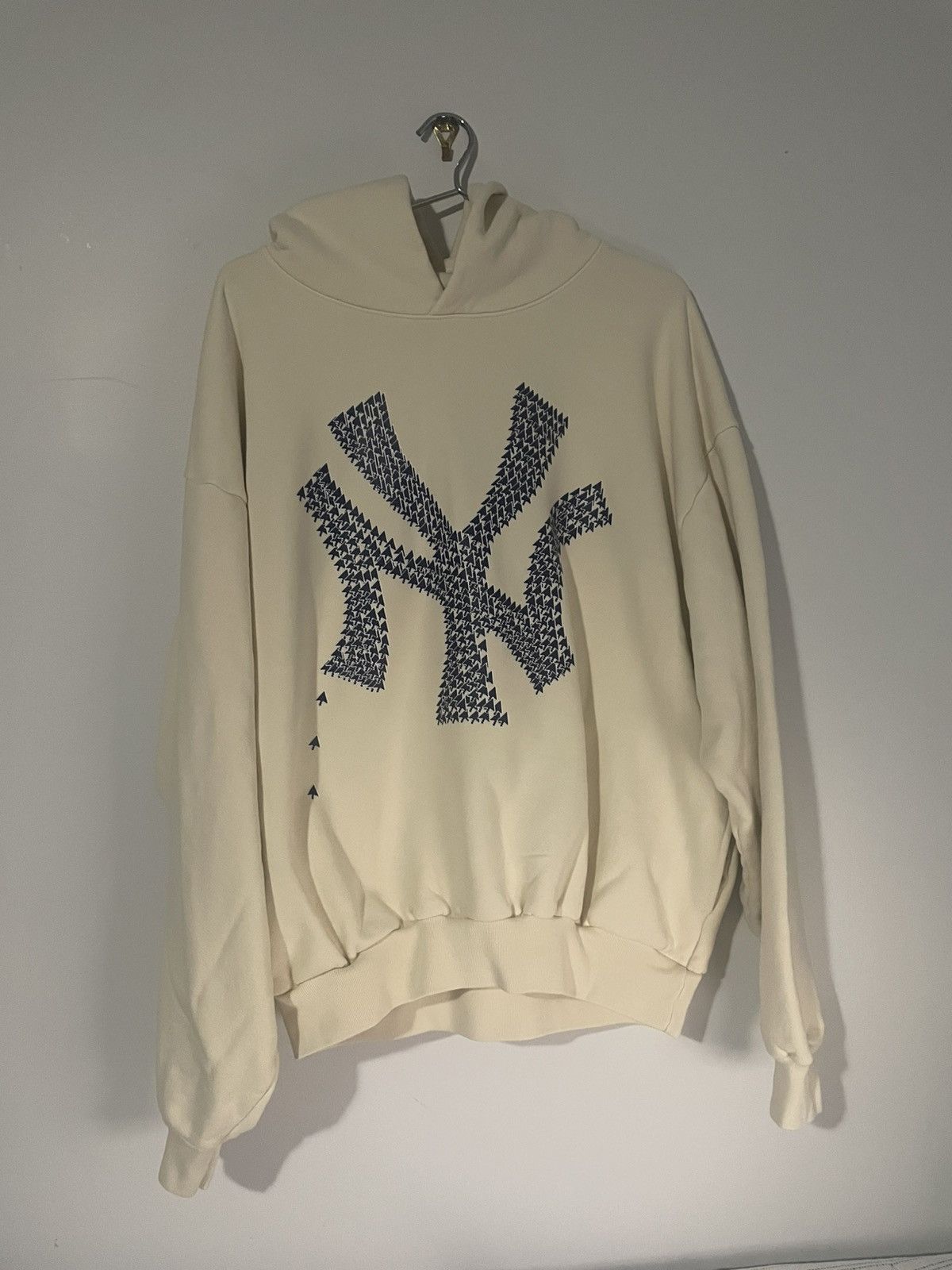 Other Artificial Fever “NY” DOVE PLUSH HOODIE Size US XL / EU 56 / 4 - 1 Thumbnail
