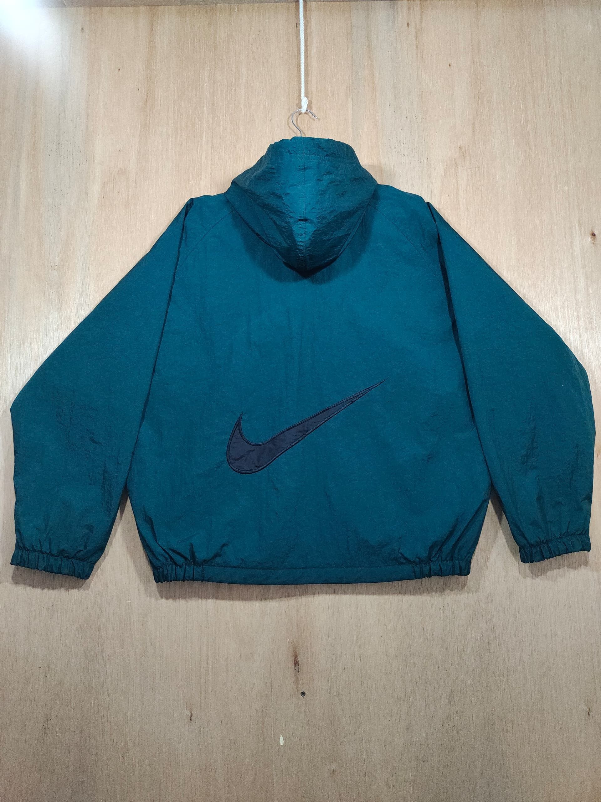 Nike VINTAGE NIKE SWOOSH HOODIE LIGHT JACKET Size US M / EU 48-50 / 2 - 2 Thumbnail