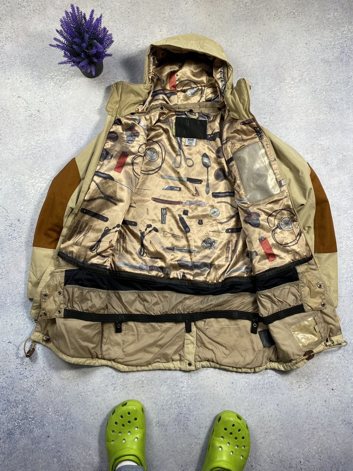 Burton Burton Snowboards Ski Jacket Size Medium DryRide System Size US M / EU 48-50 / 2 - 5 Thumbnail
