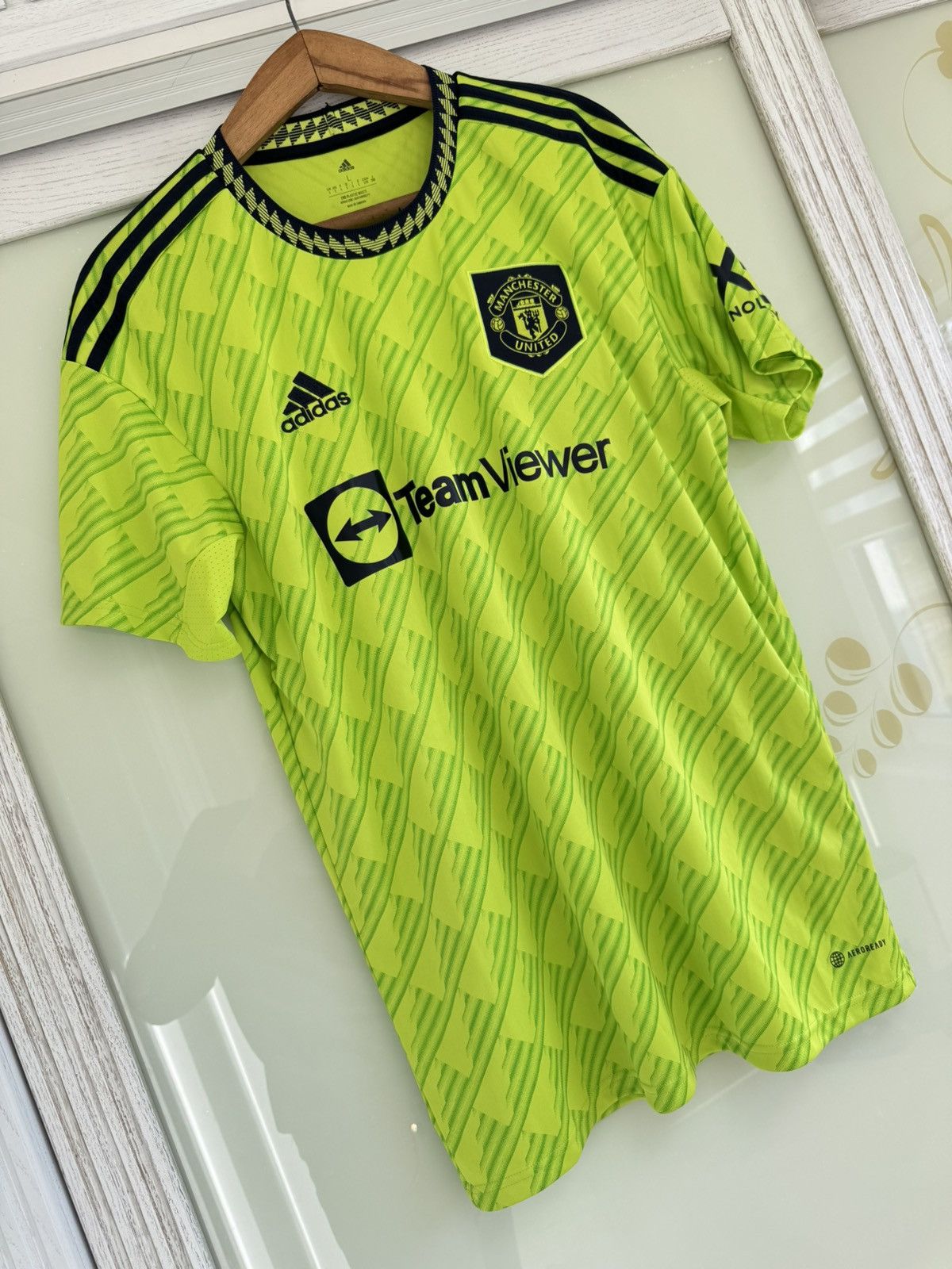 Adidas Manchester United 2022-2023 Third Soccer Jersey Football Kit Size US L / EU 52-54 / 3 - 4 Thumbnail