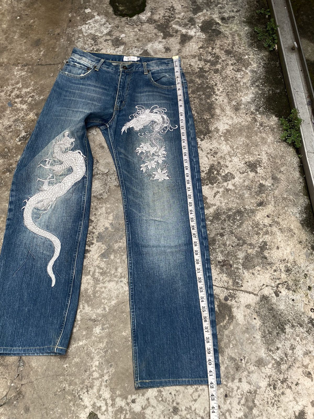 Karakuri Tamashii Karakuri Embroidered Dragon Japanese Denim Size US 32 / EU 48 - 15 Thumbnail