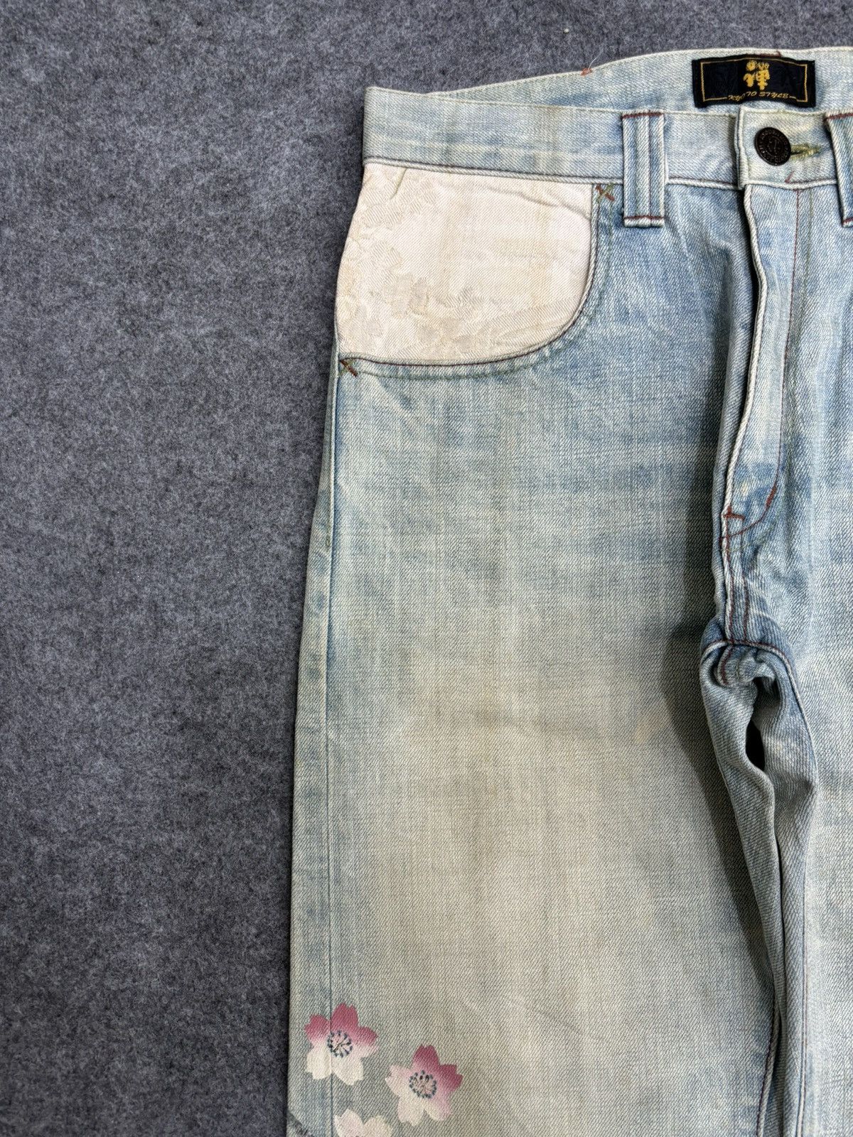 Japanese Brand 💥Denim Art💥ZEN Kyoto Style Japan Faded Floral Denim F569 Size US 30 / EU 46 - 5 Thumbnail