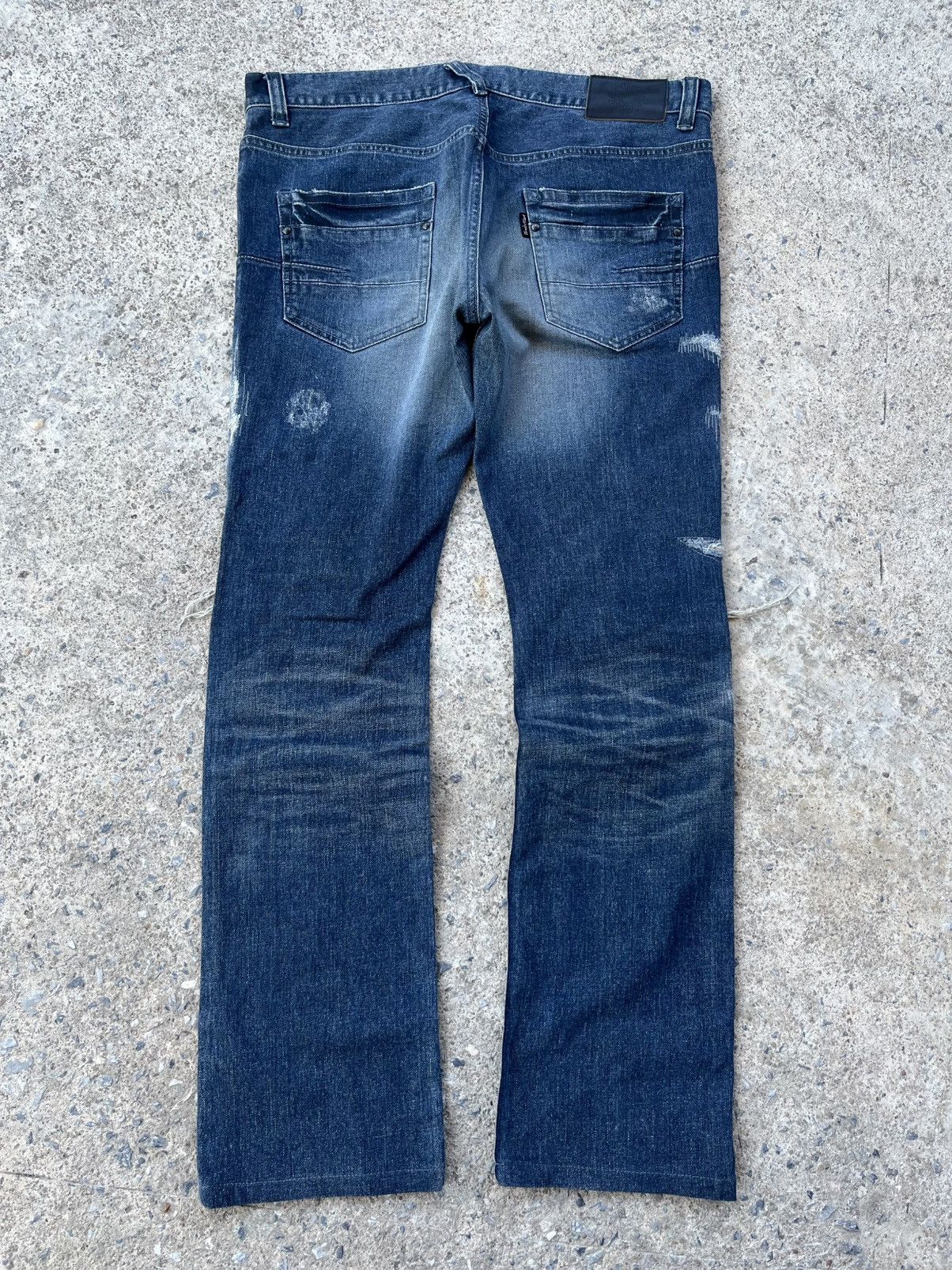 Tornado Mart TORNADO MART DISTRESSED FLARED JEANS Size US 36 / EU 52 - 2 Thumbnail
