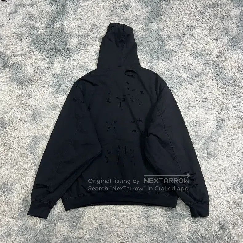 Balenciaga Balenciaga Distressed Sweatshirt, Size S Size US S / EU 44-46 / 1 - 4 Thumbnail
