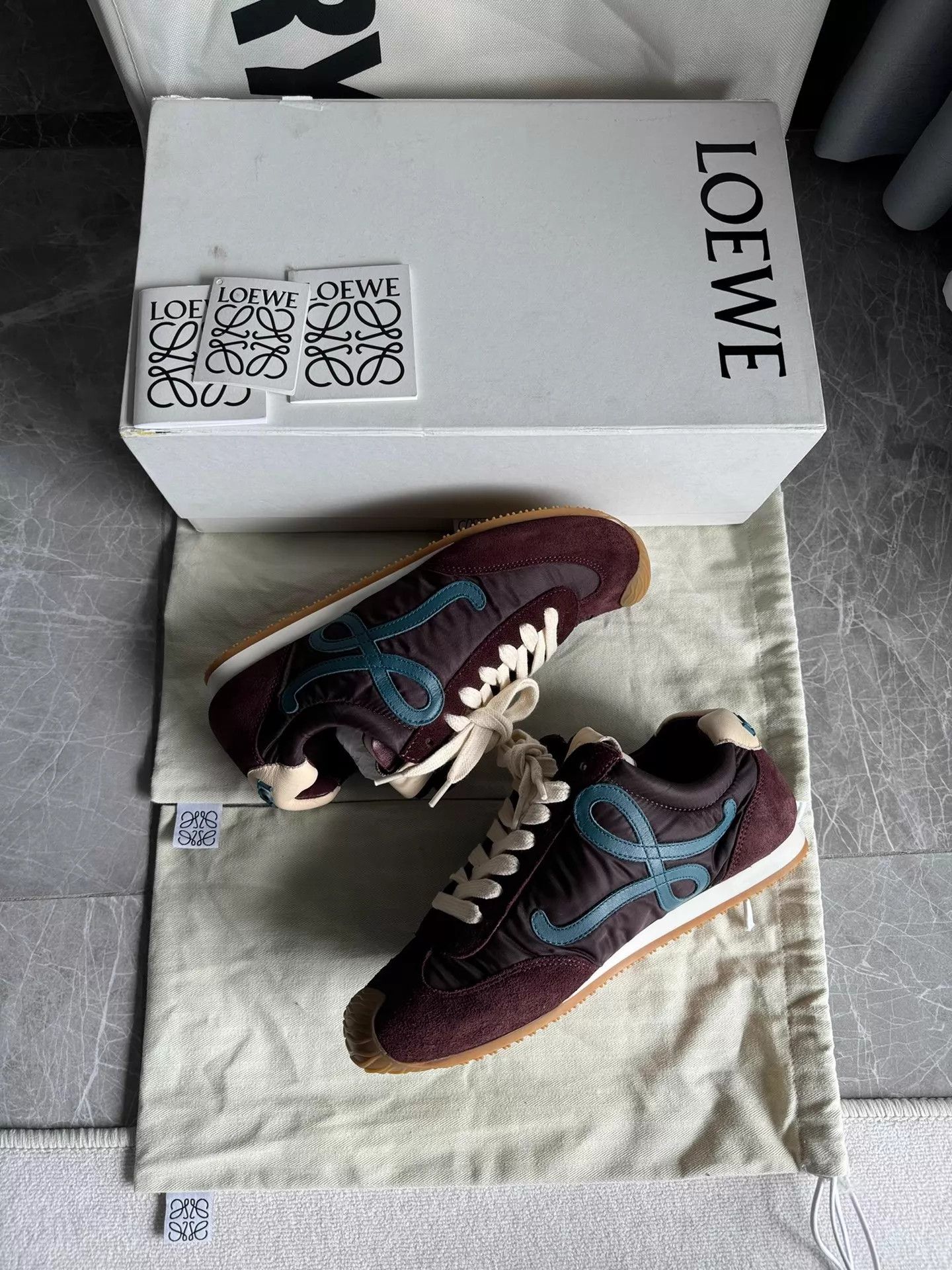 Loewe Loewe Ballet Runner 2.0 Milk Chocolate Brown Size US 7.5 / IT 37.5 - 7 Thumbnail