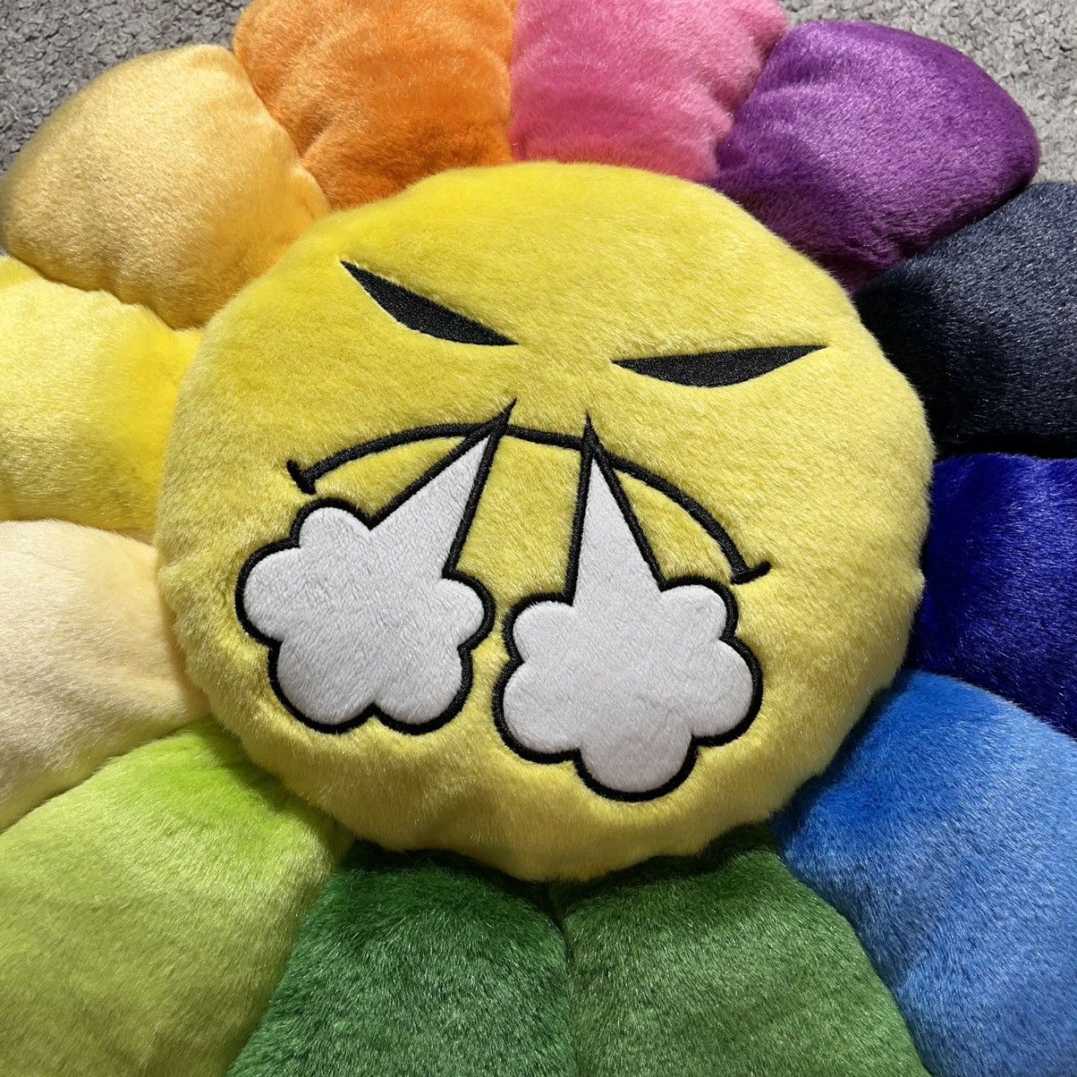Takashi Murakami Takashi Murakami 60cm Rainbow Emoji Flower cushion pillow Size ONE SIZE - 4 Thumbnail