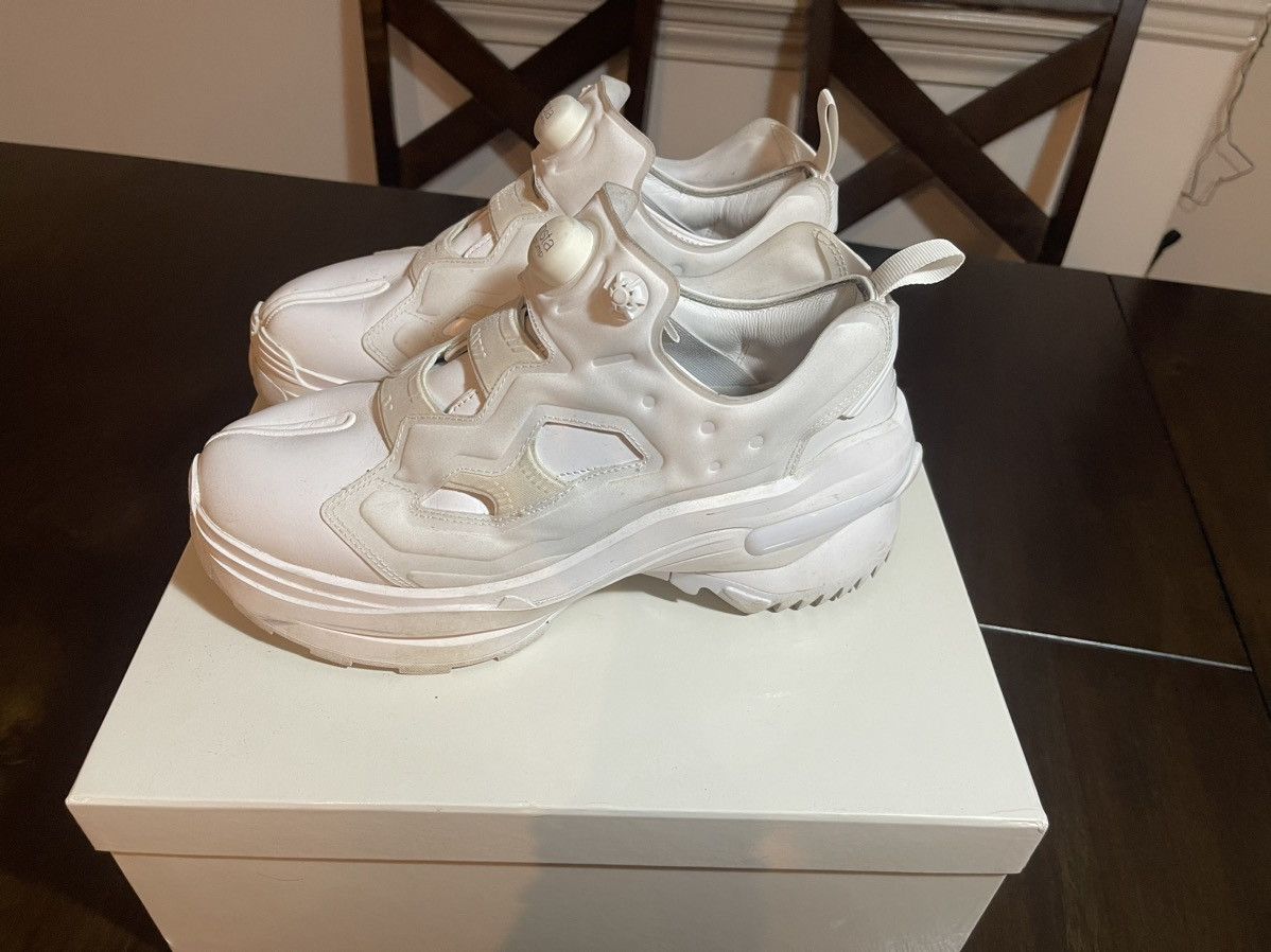 Maison Margiela × Reebok MAISON MARGIELA X REEBOK INSTAPUMP FURY TABI PUMP WHITE Size US 10.5 / EU 43-44 - 4 Thumbnail