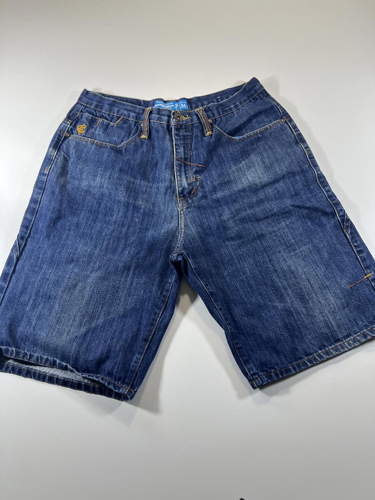 Unknown London Vintage Men's Rocawear Blue Denim Shorts Size 34 Size US 34 / EU 50 - 1 Thumbnail