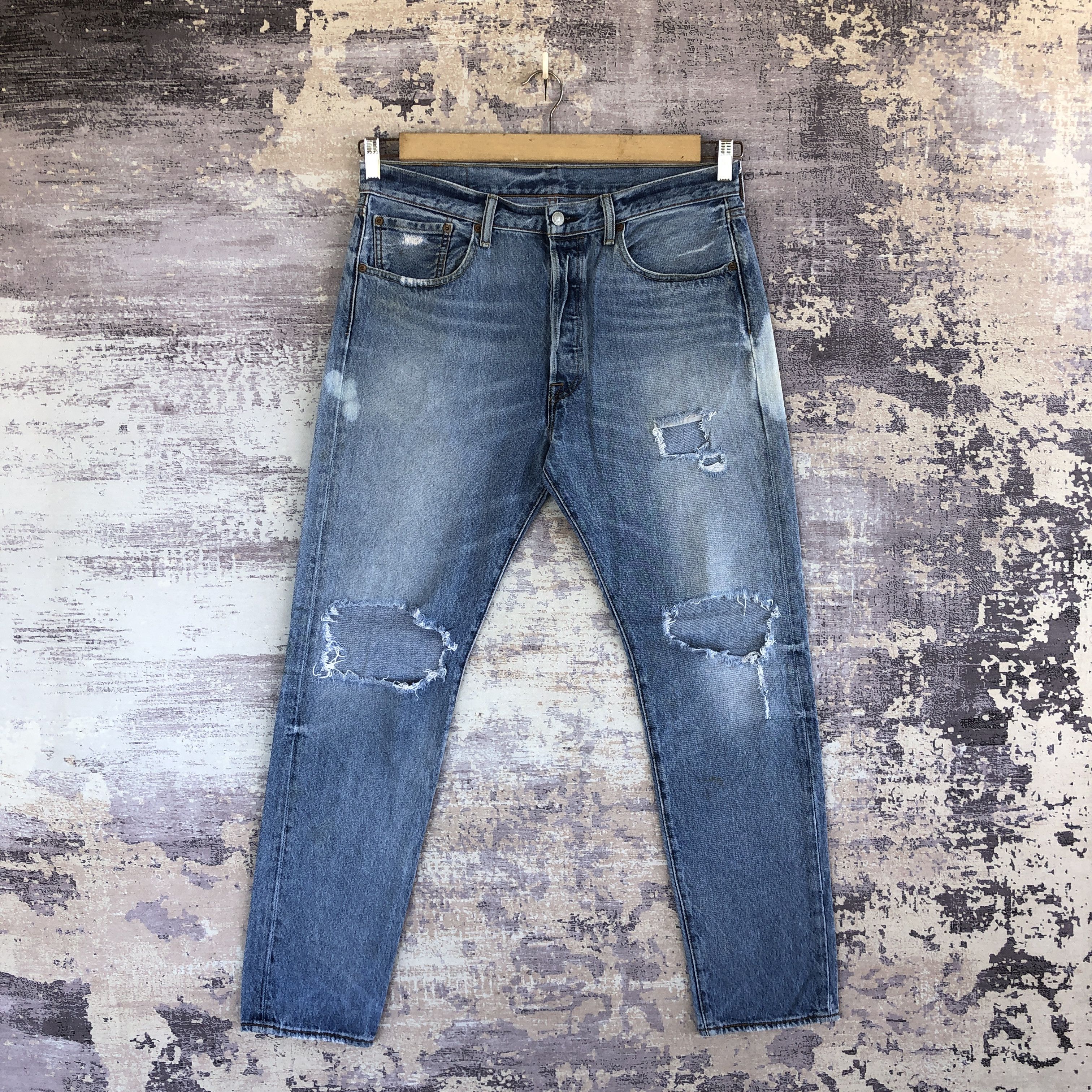 Levi's Vintage Levis 501 Distressed Jeans Bleach Light Wash Denim Size US 34 / EU 50 - 3 Thumbnail