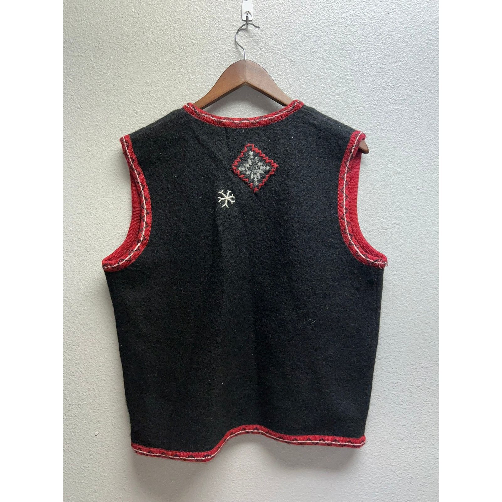 Woolrich Woolen Mills Vintage Womens Woolrich Wool Vest Winter Christmas VTG L Size L / US 10 / IT 46 - 8 Thumbnail